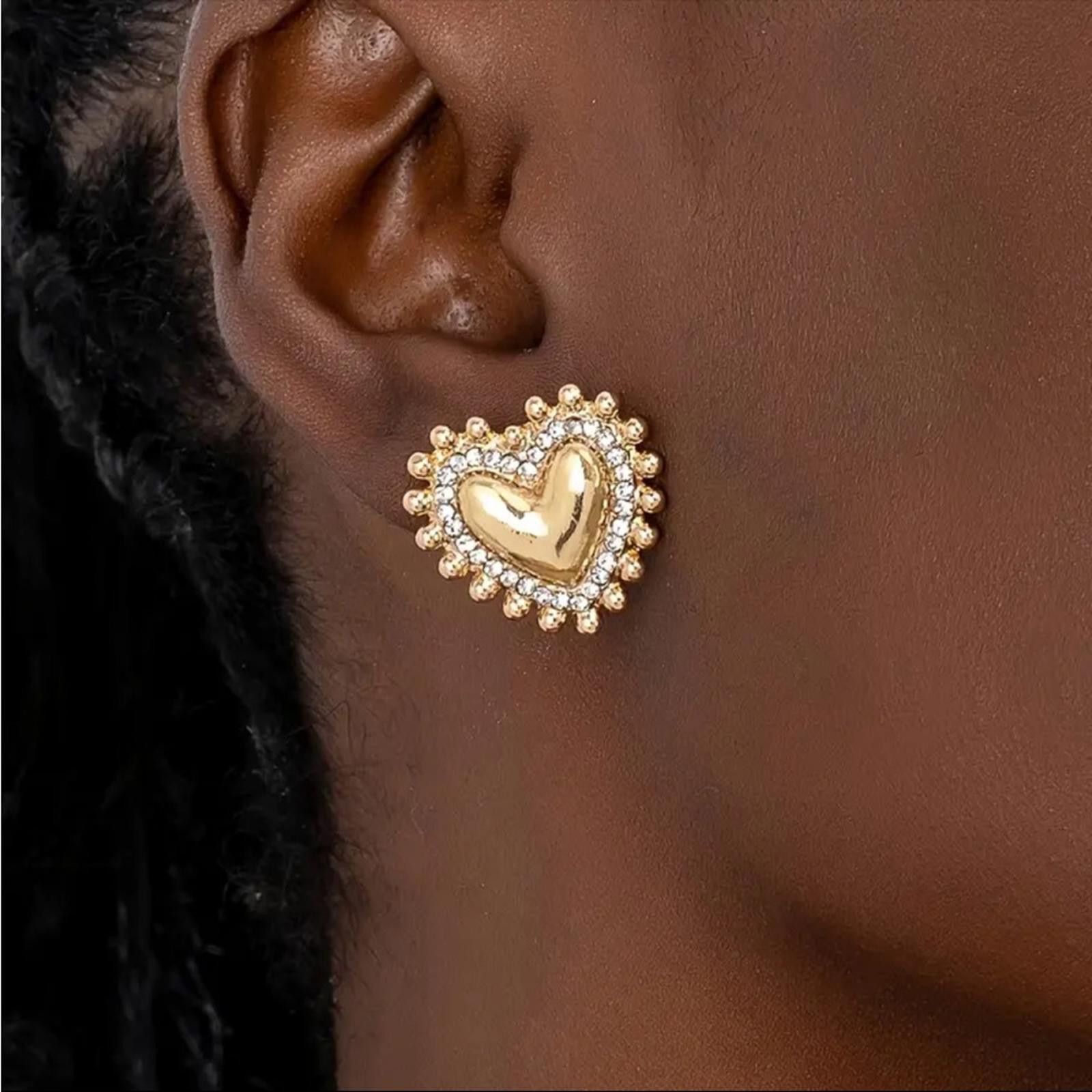 Designer Gold Plated Boho Chic Heart-Shaped Rhinestone Stud Earrings Size ONE SIZE - 3 Thumbnail