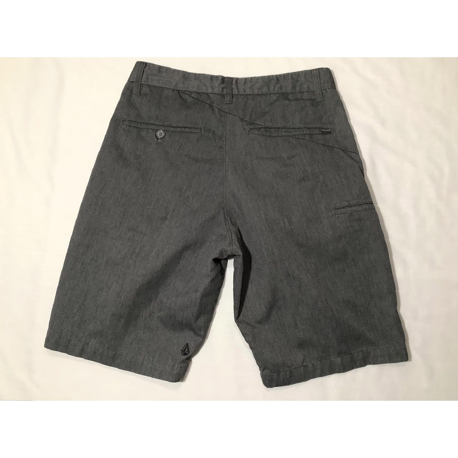 Volcom Volcom Chino Shorts Mens 30 Gray Casual Summer 11in Inseam Flat Front Pockets Regular Non-NV Size US 30 / EU 46 - 5 Thumbnail