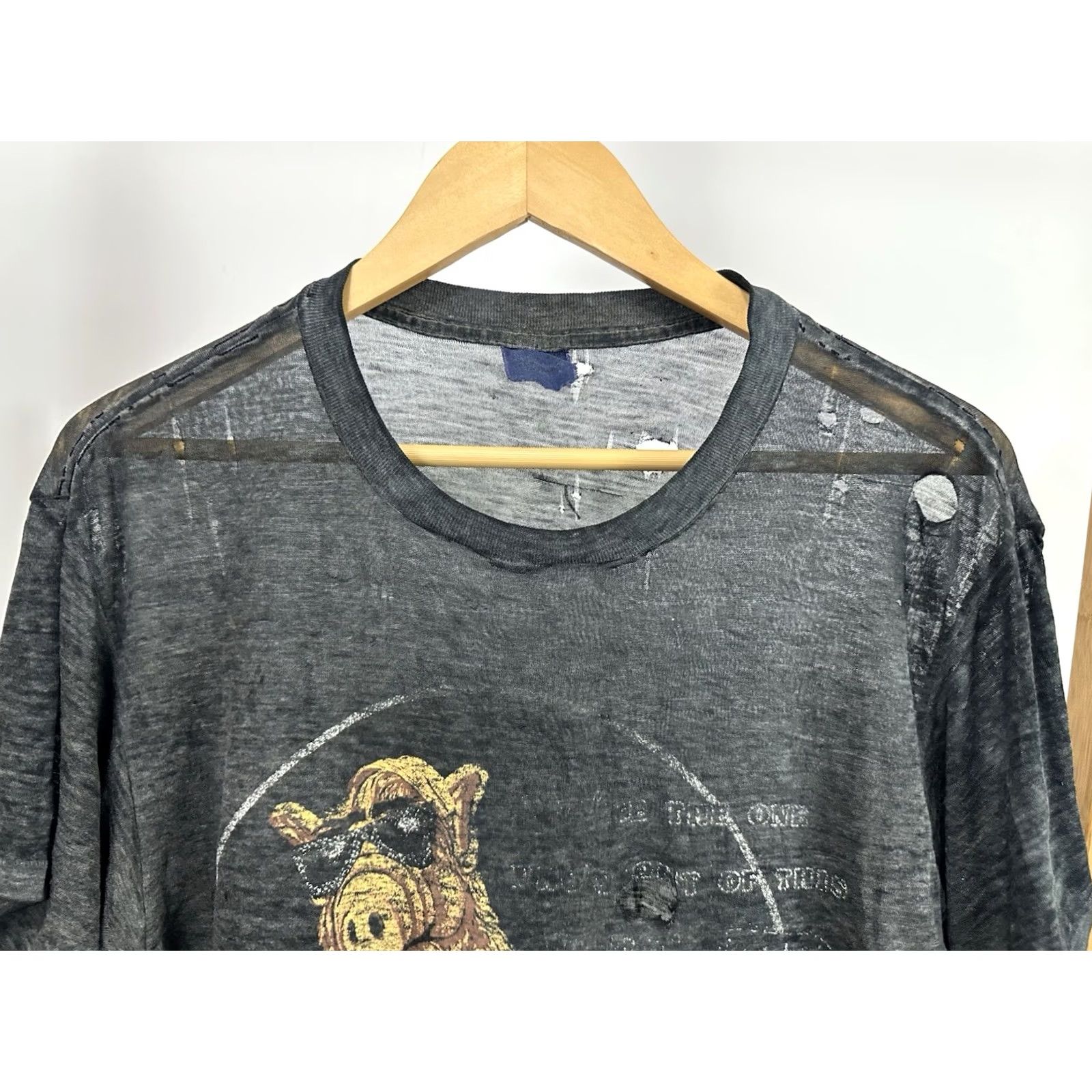 Vintage VTG 80s Alf Guitar Super Paper Thin Thrashed Distressed Worn Faded T-Shirt M Nike Shirt Black Mens Size US M / EU 48-50 / 2 - 7 Thumbnail