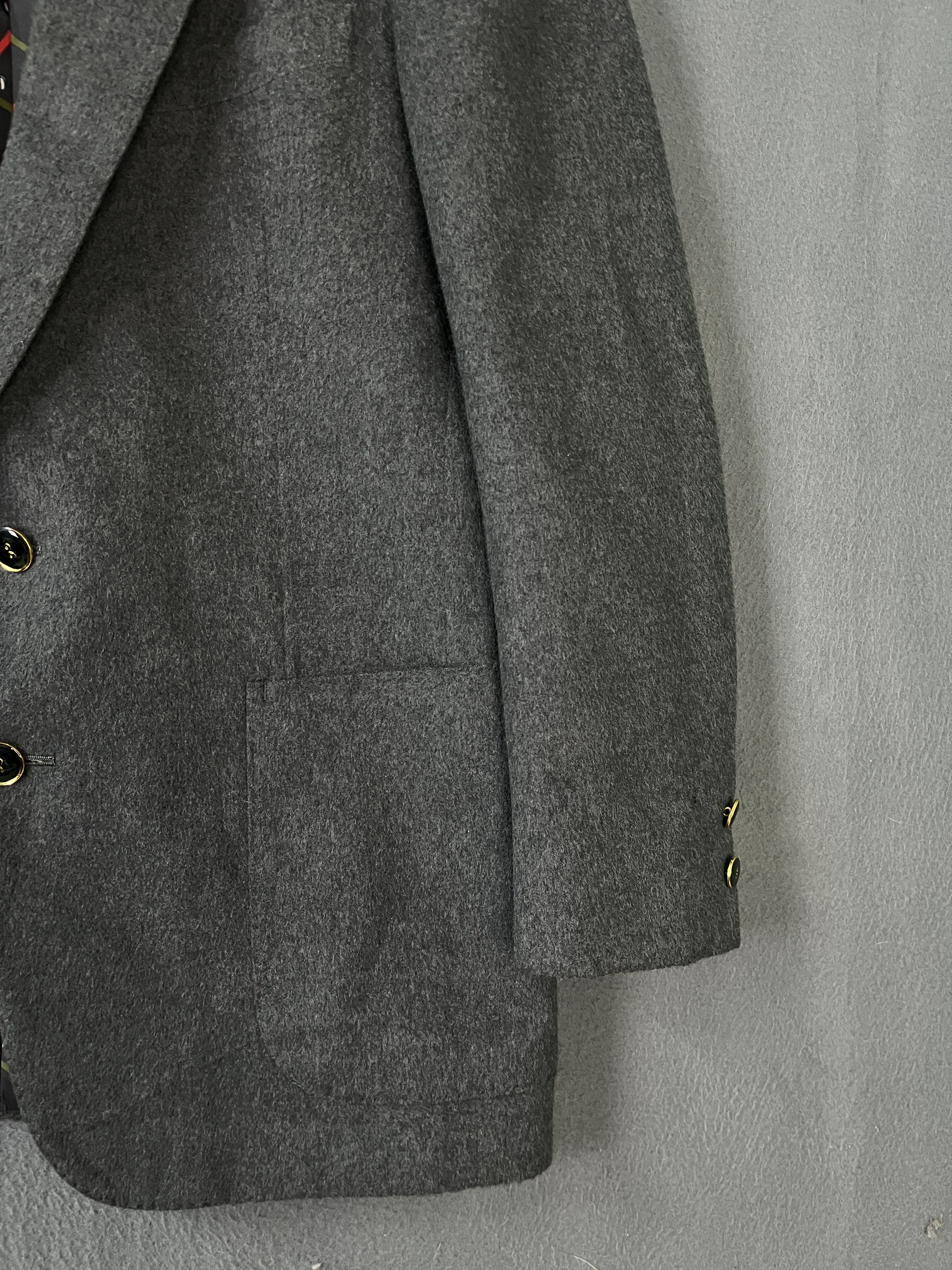 Roberta di Camerino Wool and Cashmere Grey Blazer Size 40R - 5 Thumbnail