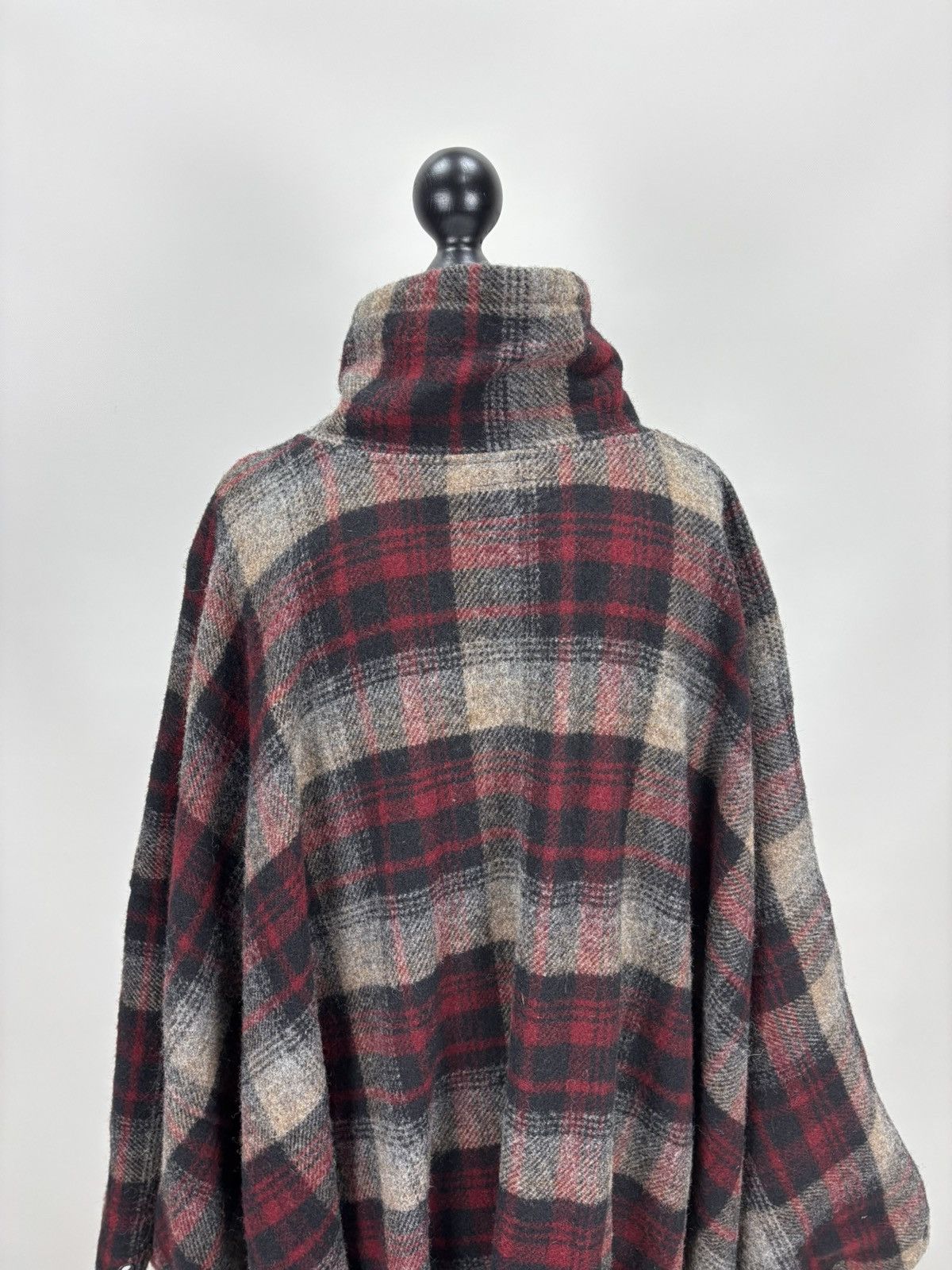 Polo Ralph Lauren Mens vintage Polo Ralph Lauren Indian Poncho Made in U.S.A Size US M / EU 48-50 / 2 - 9 Thumbnail
