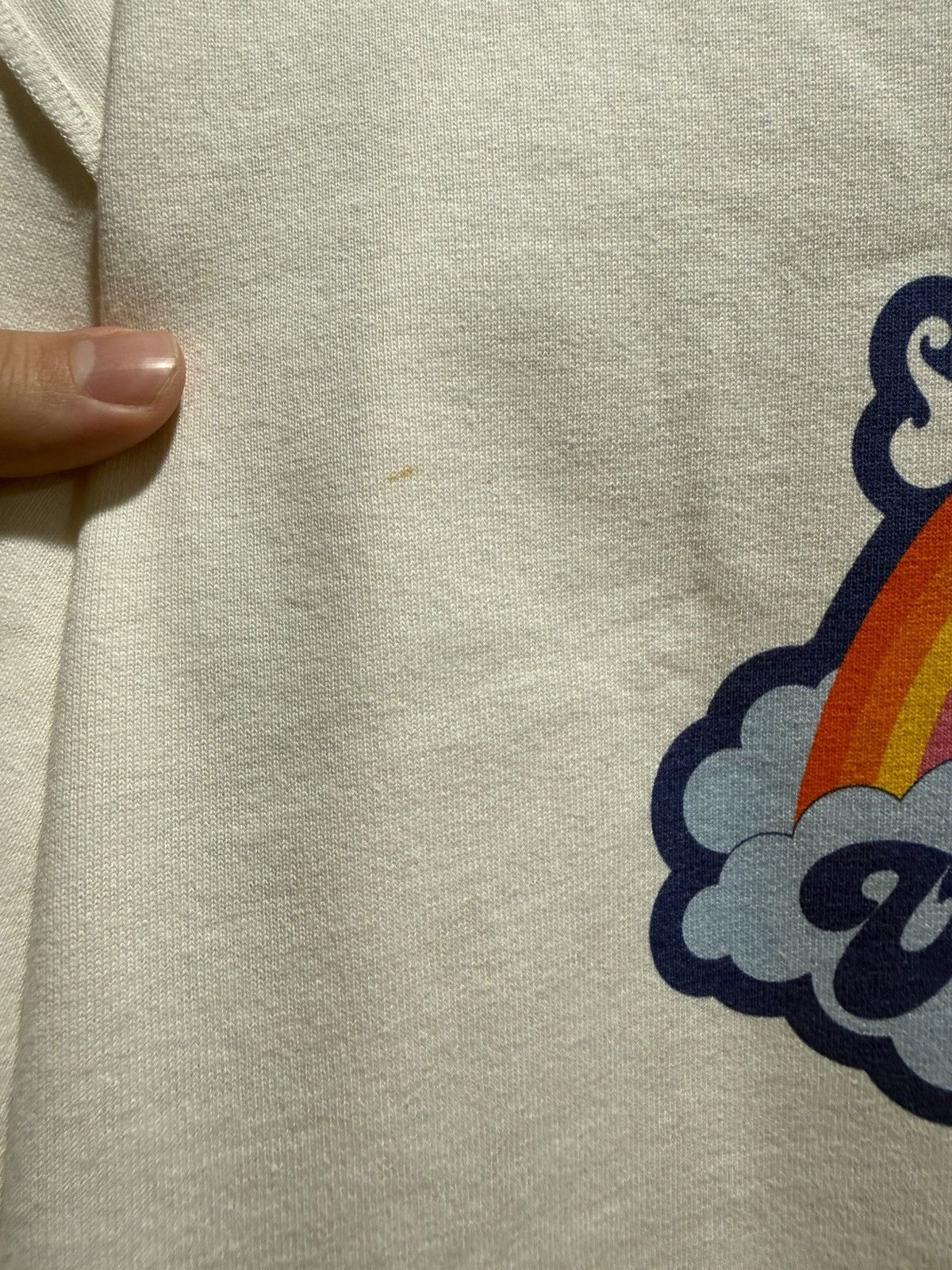 Louis Vuitton Louis Vuitton White Rainbow T Shirt Size US XXL / EU 58 / 5 - 5 Thumbnail