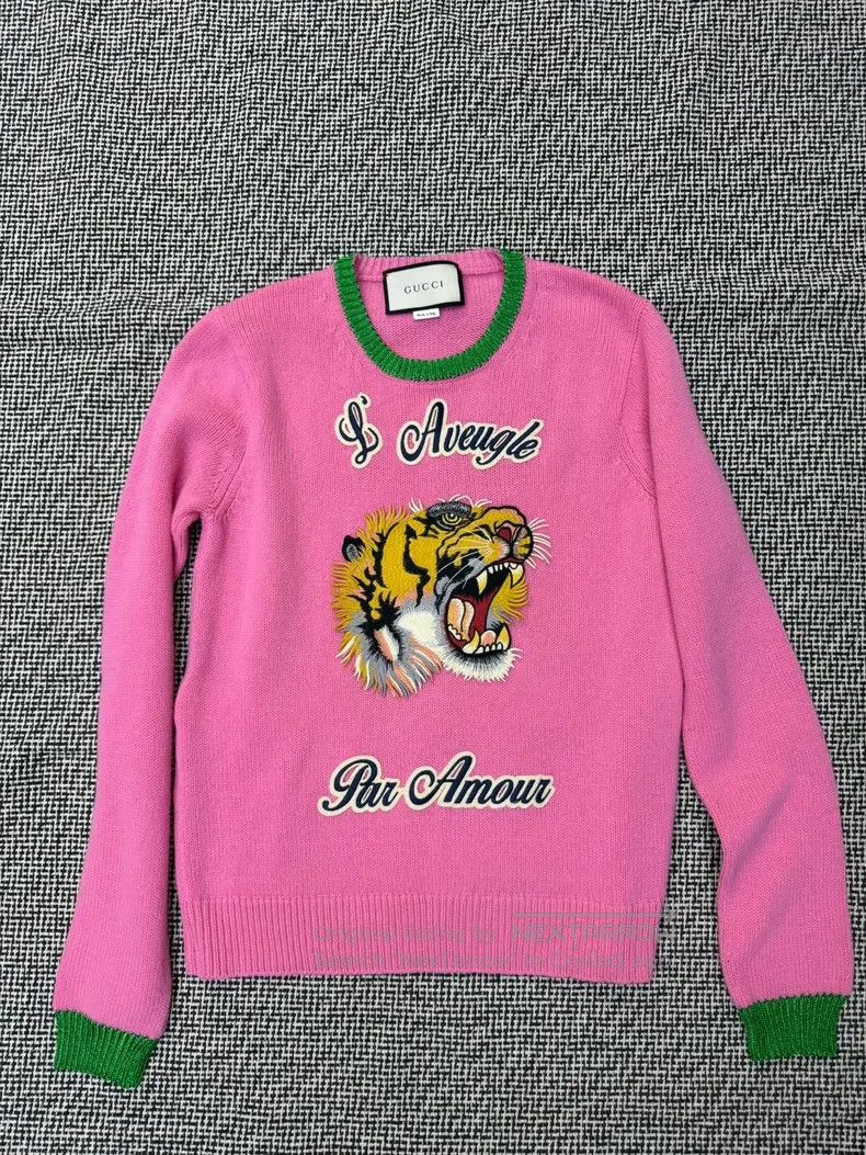 Gucci Tiger head embroidered woollen sweater