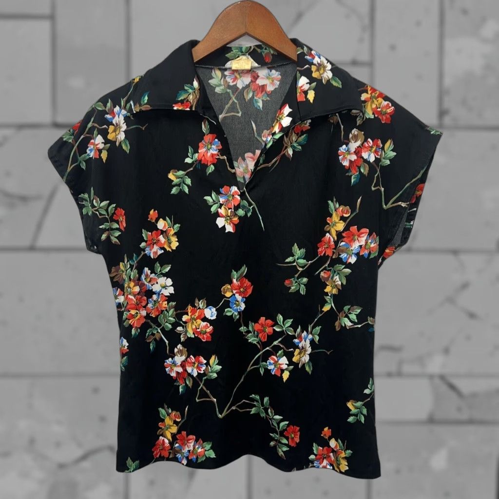 Vintage VINTAGE Mardi Modes Blouse Shirt Womens Size 14 Black Floral 90s ladies shirt Size XL / US 12-14 / IT 48-50 - 1 Thumbnail