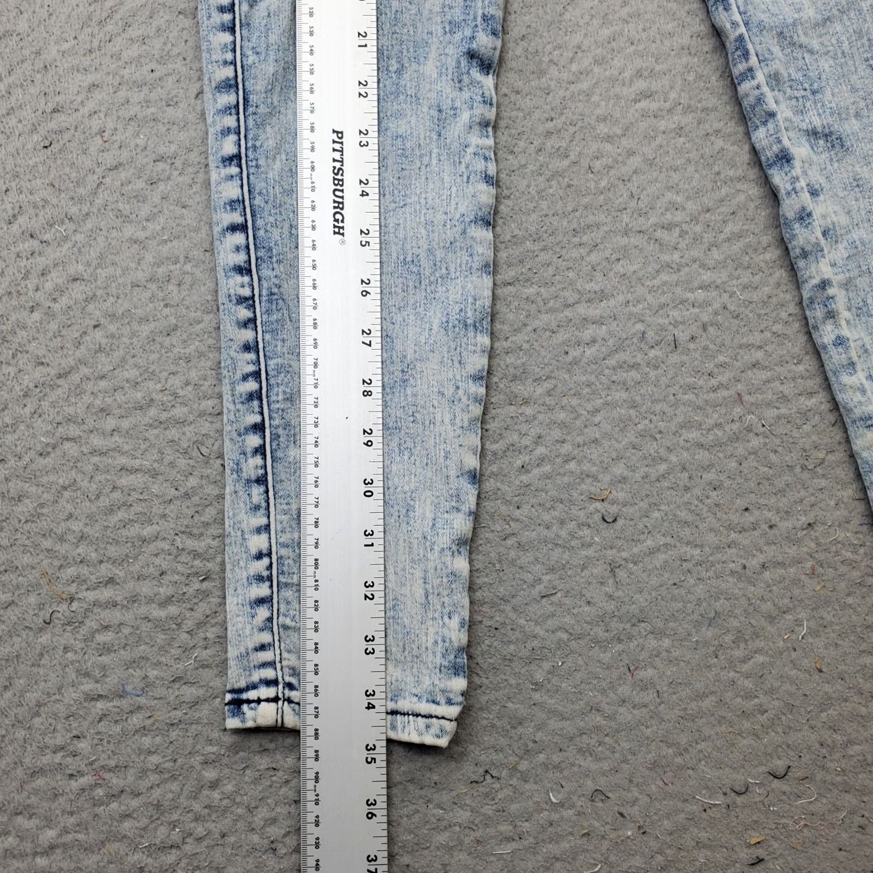 Vintage Between Womens Size 7 Between Us Cargo Jeans Denim Stretch Pockets Skinny Regular Blue 27" Inseam 34.5" Outseam Pre-owned Size 28" / US 6 / IT 42 - 3 Thumbnail