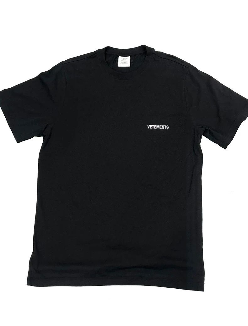 Vetements Vetements Runway Lettering Short Sleeve Size US L / EU 52-54 / 3 - 1 Thumbnail