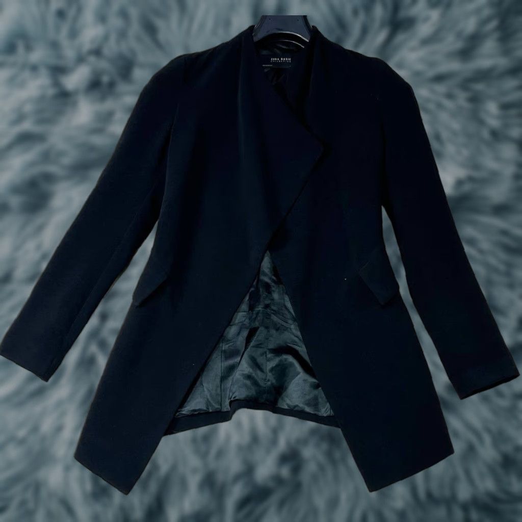 Zara ZARA Black Open Hem Asymmetrical Blazer Size XS Size XS / US 0-2 / IT 36-38 - 1 Thumbnail