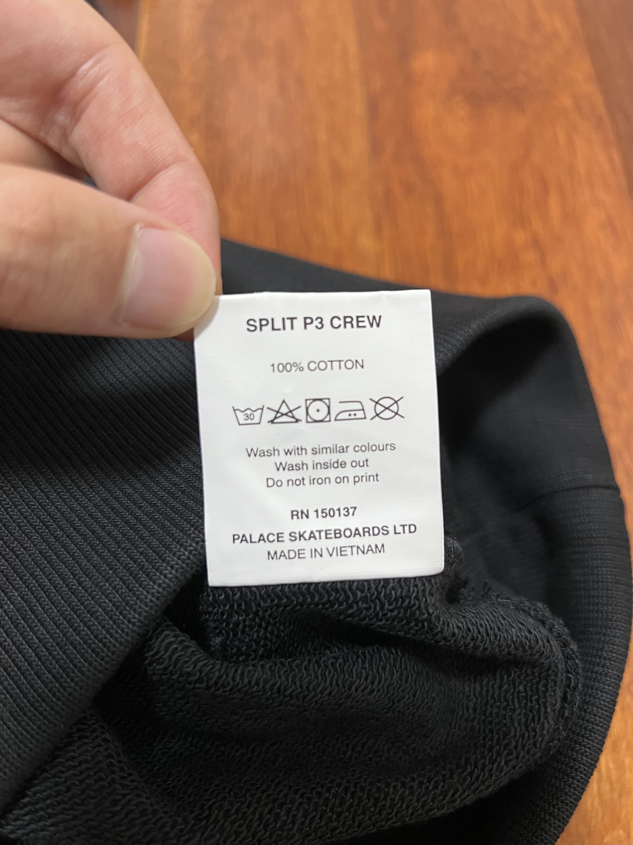 Palace 💚 2019 Palace Split P3 Crew Black Large NEW Size US L / EU 52-54 / 3 - 9 Thumbnail