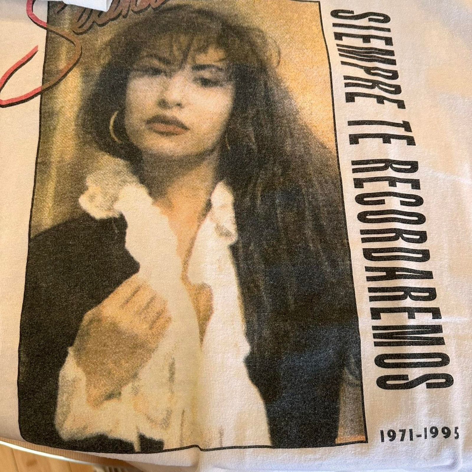 Band Tees Vintage 1995 Selena Shirt Size US XL / EU 56 / 4 - 7 Thumbnail