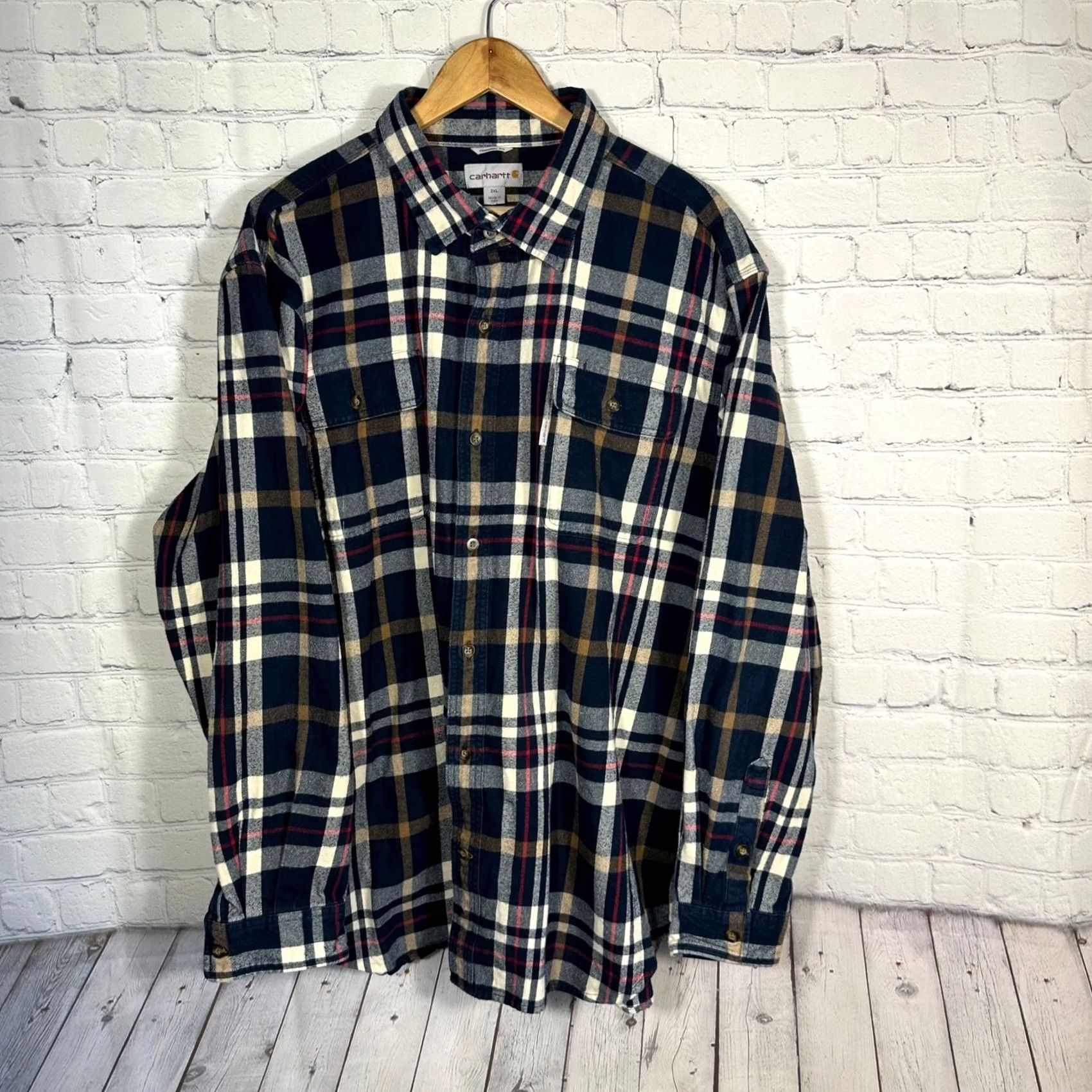 Carhartt Carhartt Shirt Mens 2XL Plaid Flannel Navy Blue Heavyweight Cotton Button-Up Chest Pockets Classic Workwear Casual Size US XXL / EU 58 / 5 - 2 Thumbnail