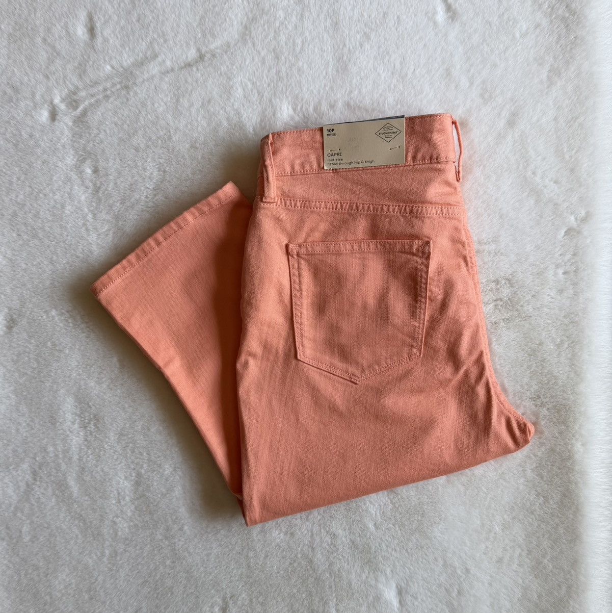 St. Johns Bay St. John’s Bay Mid Rise Papaya Punch Capri Pants Size 10P Size 32" / US 10 / IT 46 - 1 Thumbnail