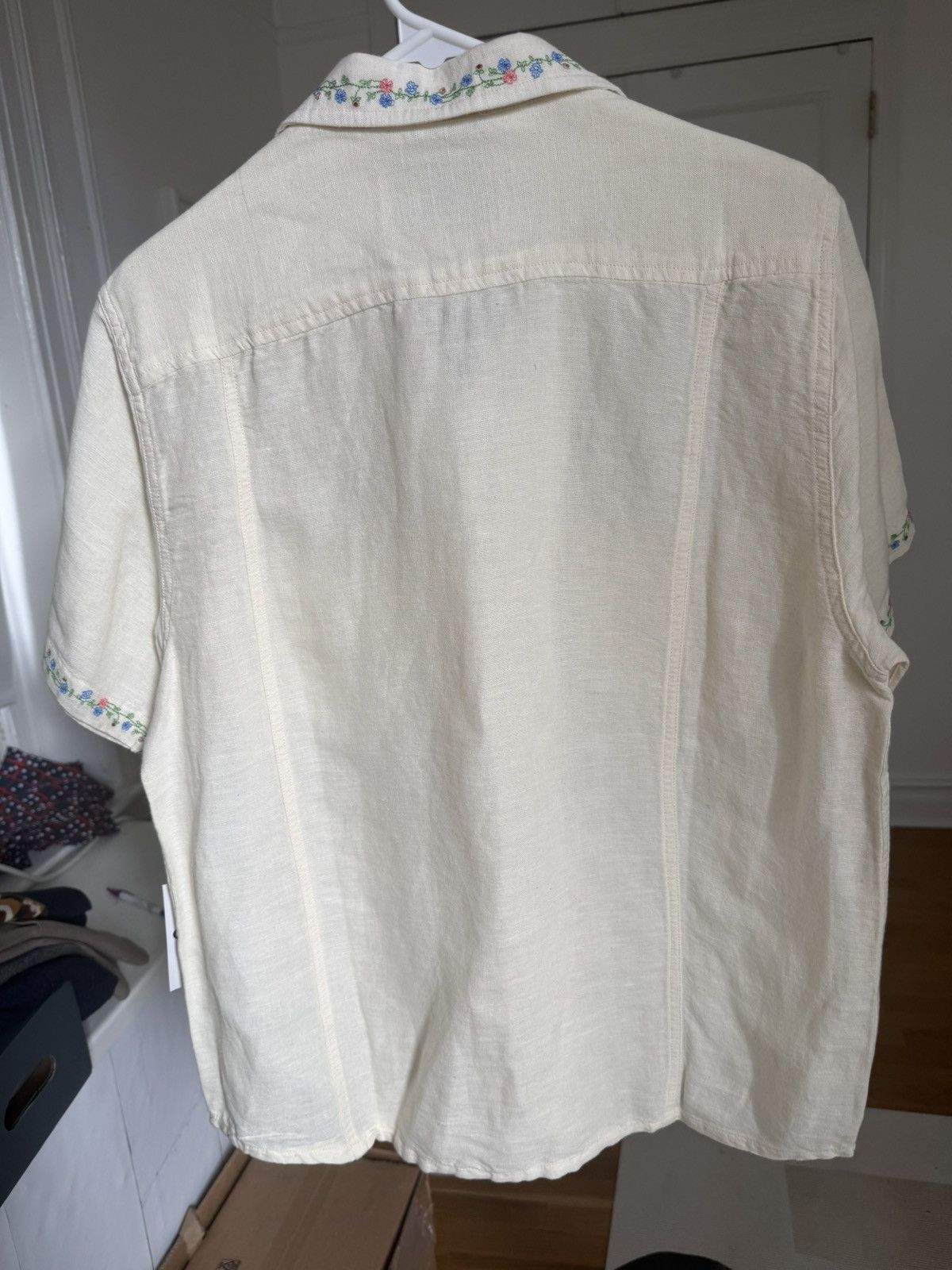 Corridor Corridor Spring Bouquet Vacation Shirt Small NWT Embroidered Size US S / EU 44-46 / 1 - 13 Thumbnail