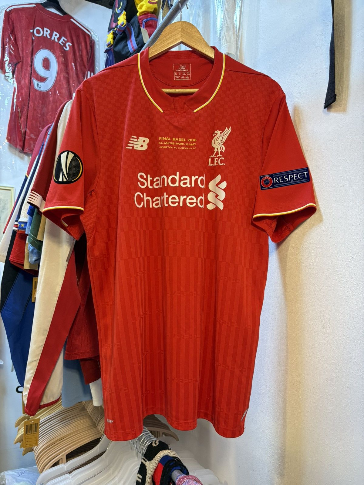 New Balance 2014 Liverpool FC Home Kit COUTINHO 10 Size US XL / EU 56 / 4 - 4 Thumbnail