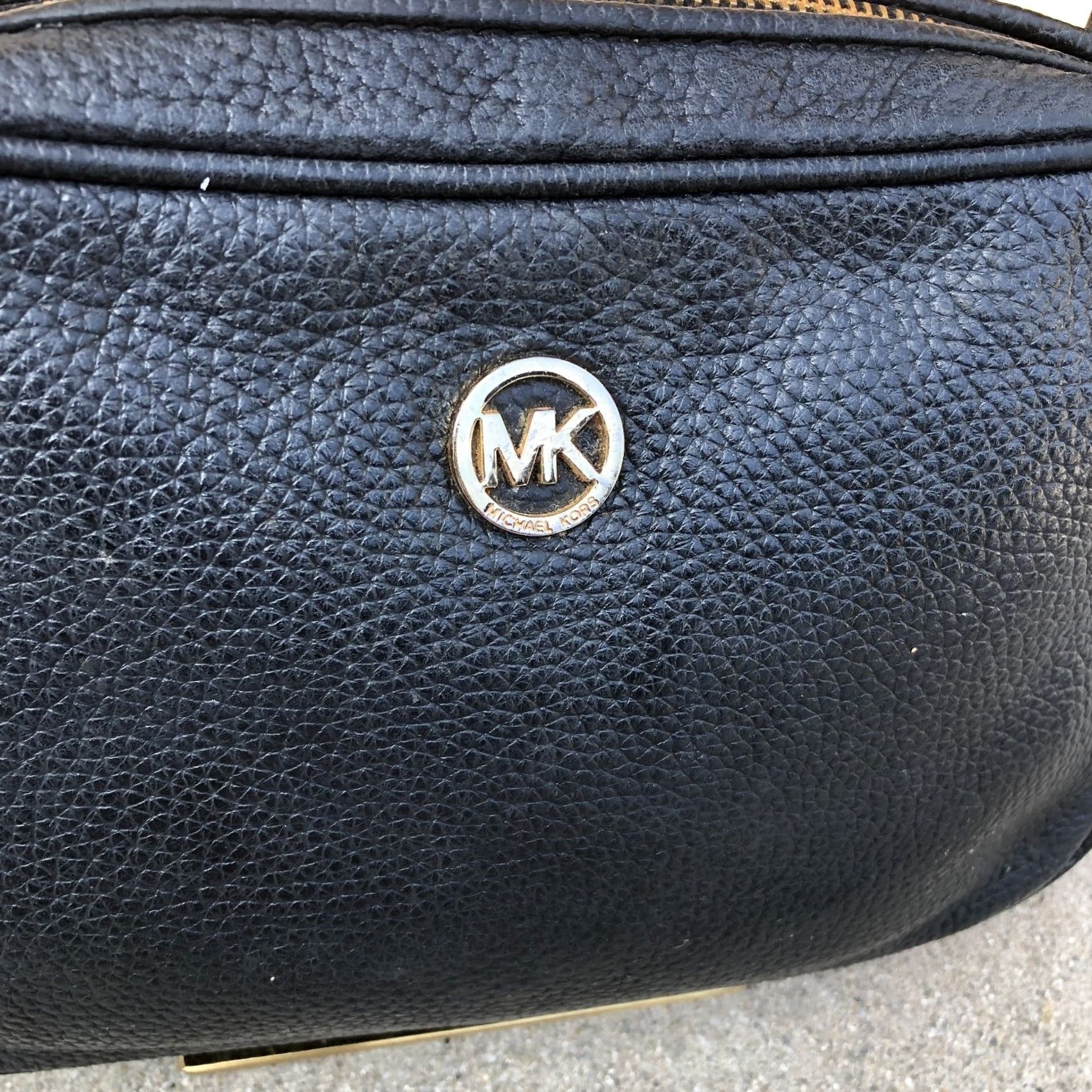 Michael Kors MICHAEL KORS Fulton Crossbody Purse Pebbled Leather Black Zipper Bag Small Women Crossbody Bag, Black, Pebbled Leather, 10W x 7H x 2D, Small Size ONE SIZE - 3 Thumbnail