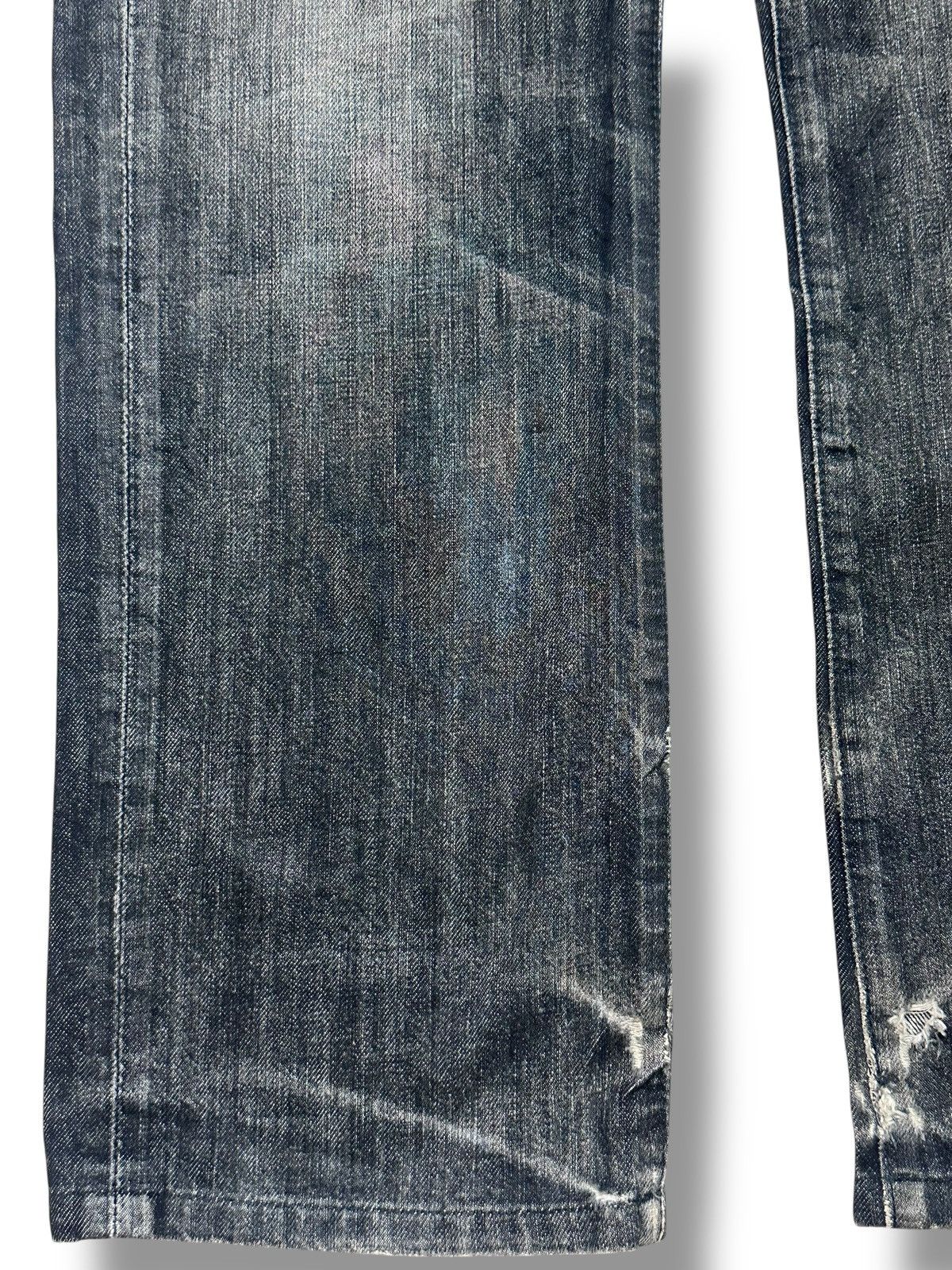 Uniqlo Uniqlo Vintage Distressed Baggy Loose Style Striked & Faded Size US 32 / EU 48 - 11 Thumbnail