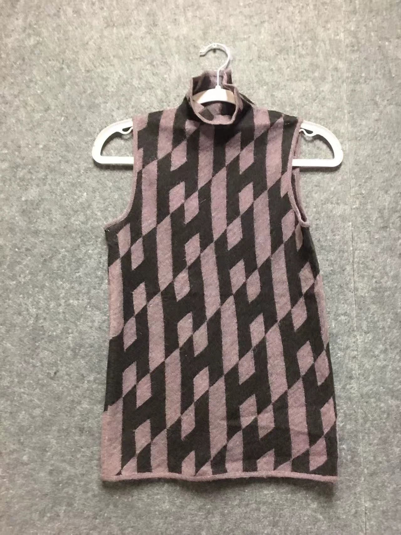 Hermes Hermes Argyle Sleeveless Knit Vest Size M / US 6-8 / IT 42-44 - 1 Thumbnail