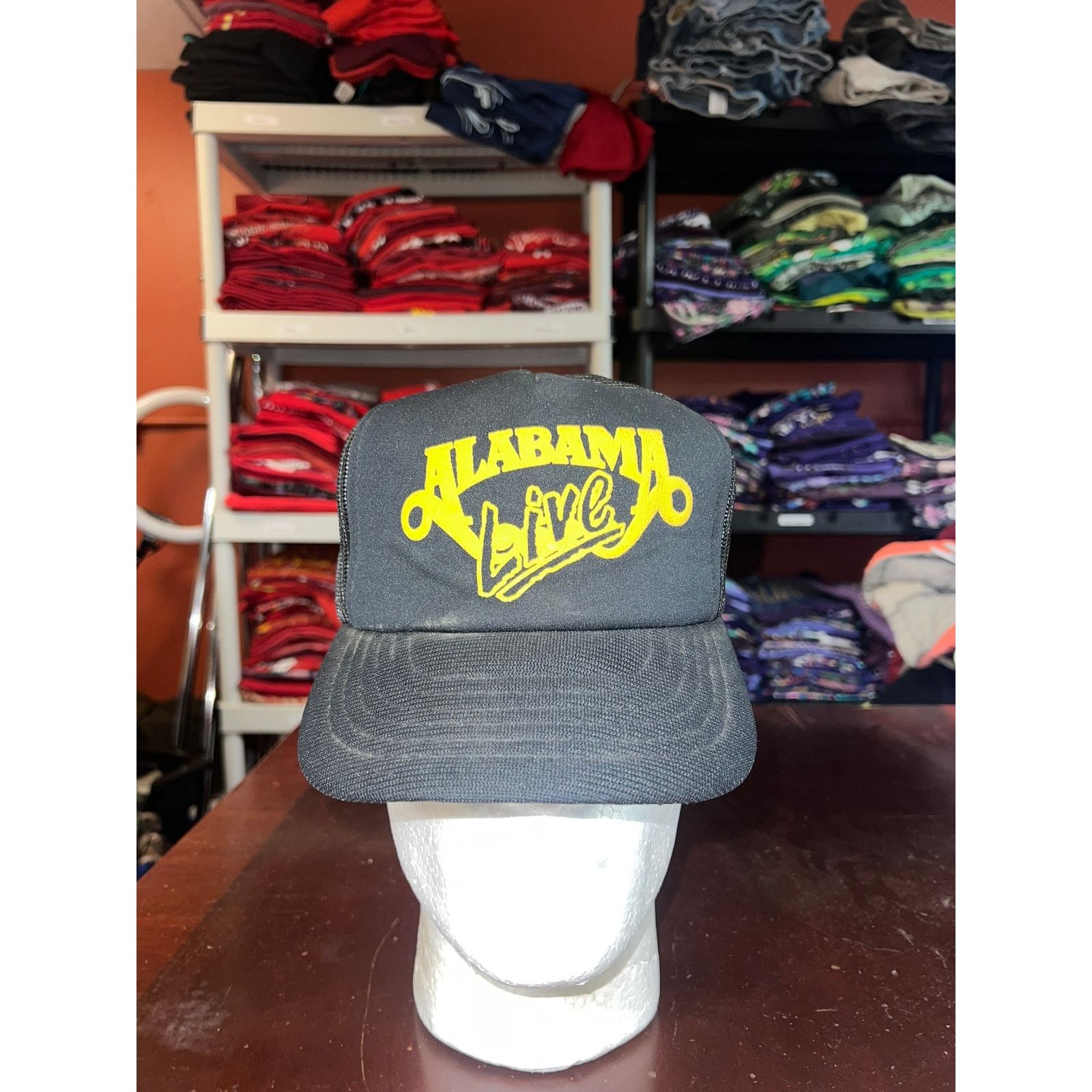 Vintage Vintage Alabama Band Hat Live Tour Concert Trucker Cap VTG Size ONE SIZE - 1 Thumbnail