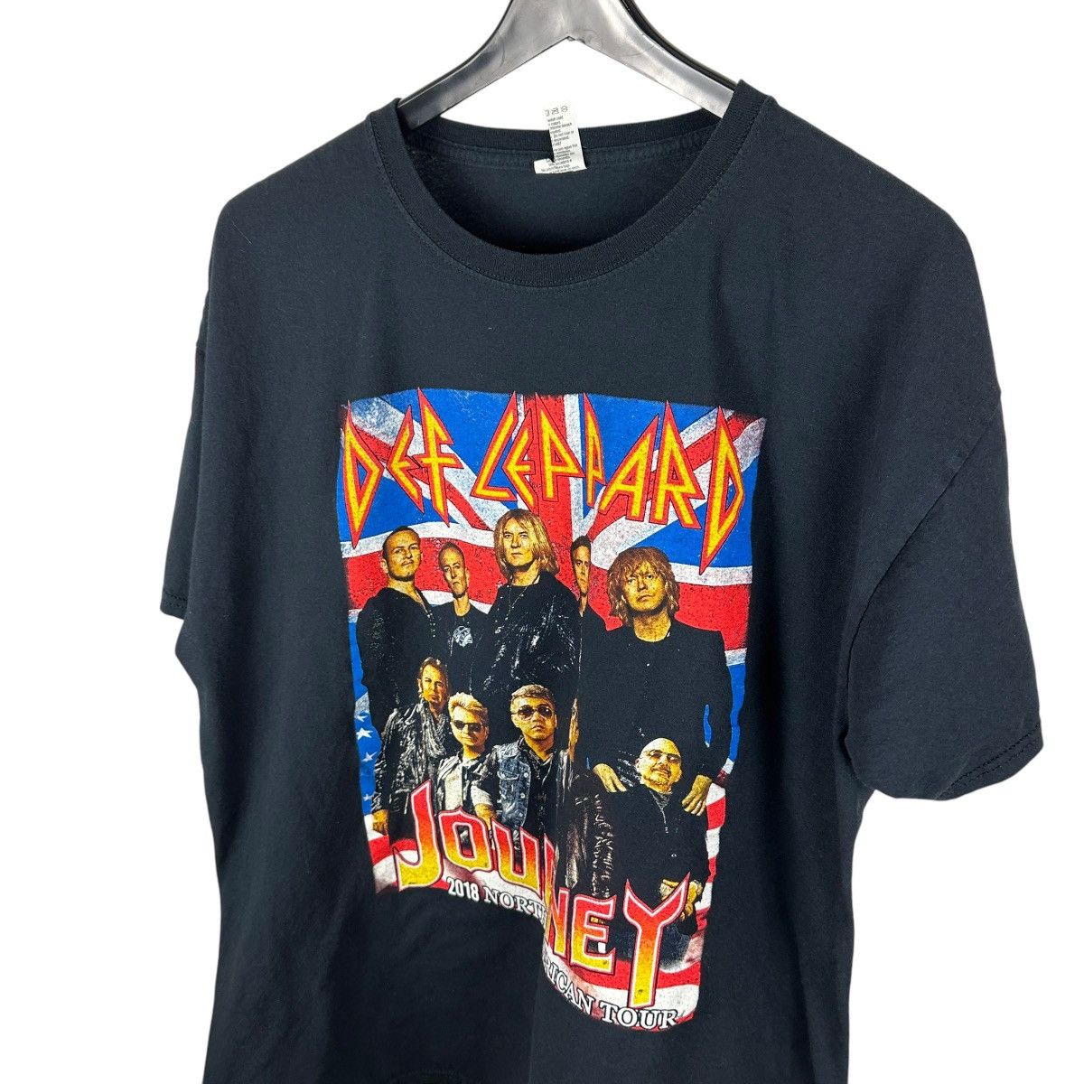 Band Tees Mens Y2K Def Leppard X Journey 2018 NA Tour Shirt Size US XL / EU 56 / 4 - 7 Thumbnail