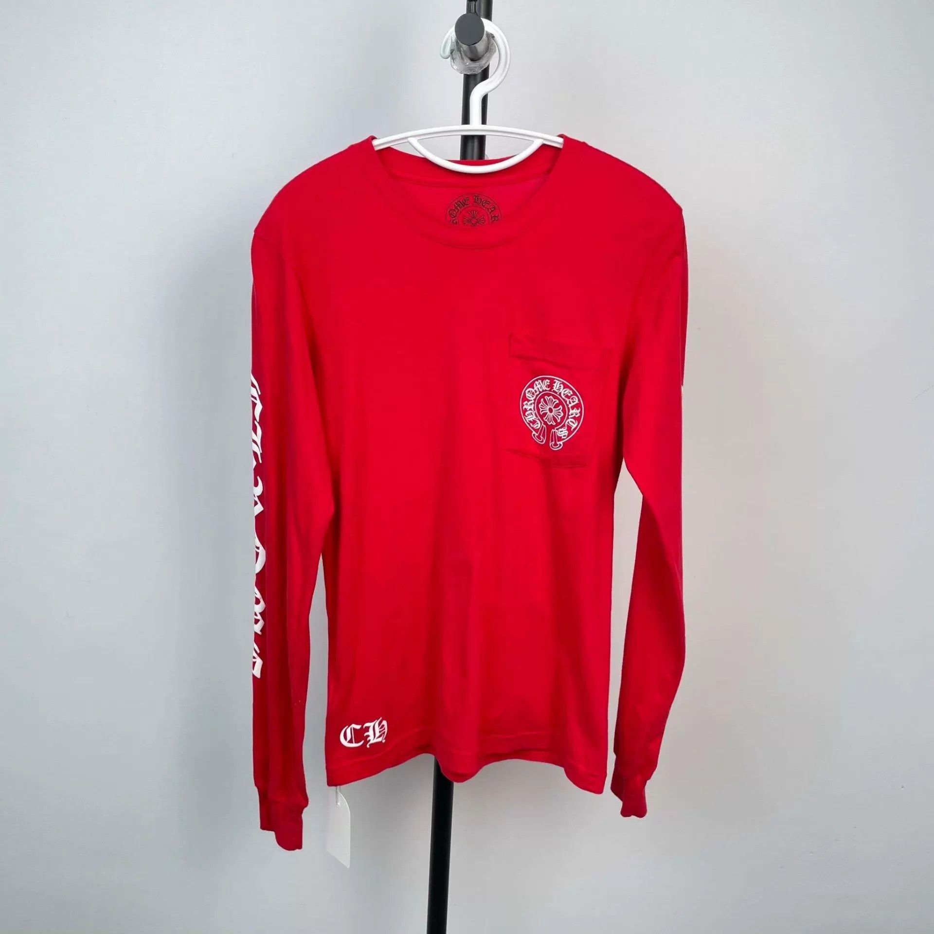 Chrome Hearts Chrome Hearts Red Horseshoe Cross Long Sleeve T-shirt 170 Size US S / EU 44-46 / 1 - 1 Thumbnail