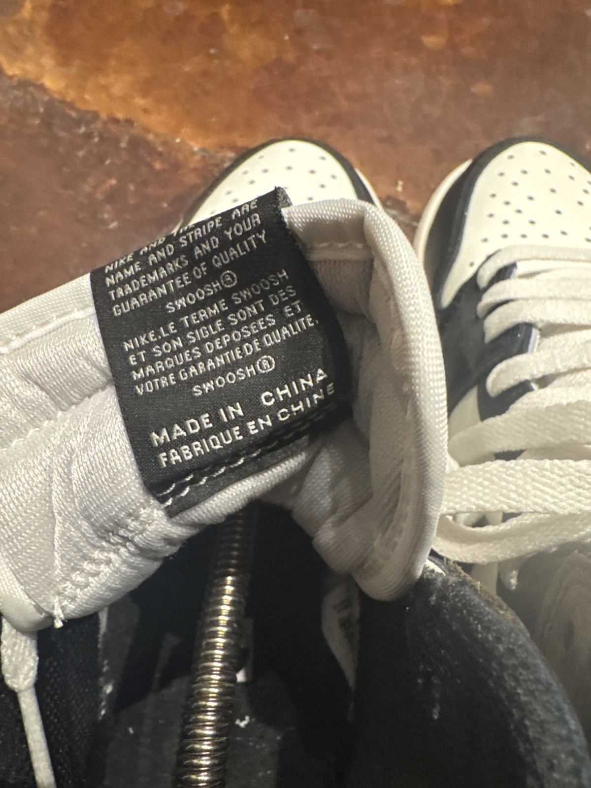 Jordan Brand Jordan 1 Mocha Size US 10 / EU 43 - 10 Thumbnail