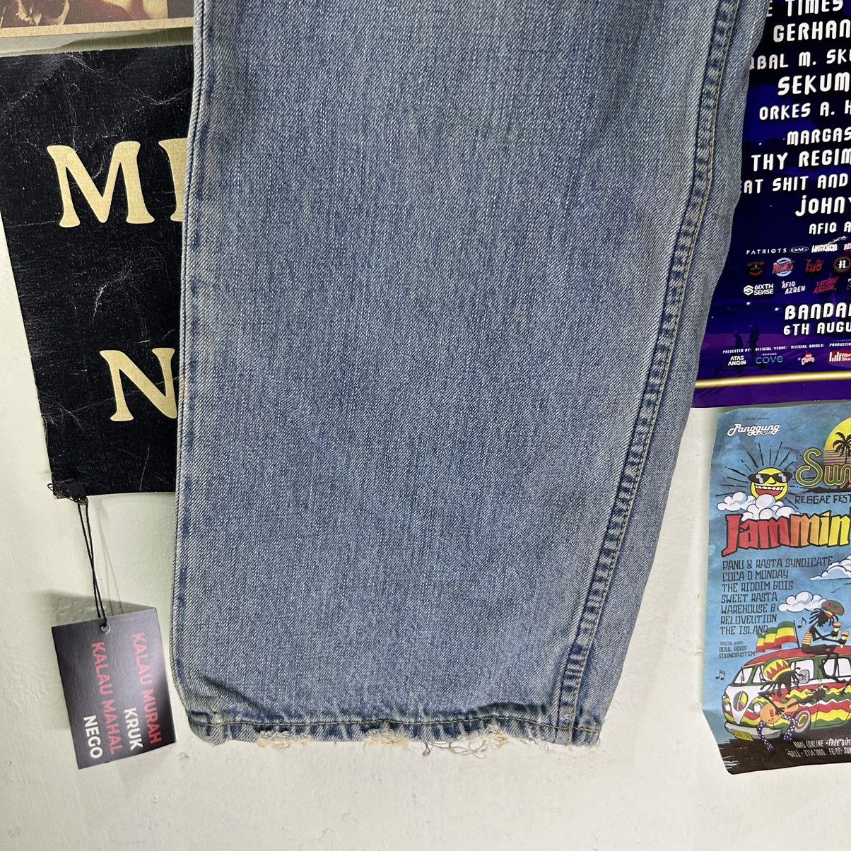 Levi's Vintage Levi’s 504 Y2k Distressed Denim Size US 30 / EU 46 - 6 Thumbnail