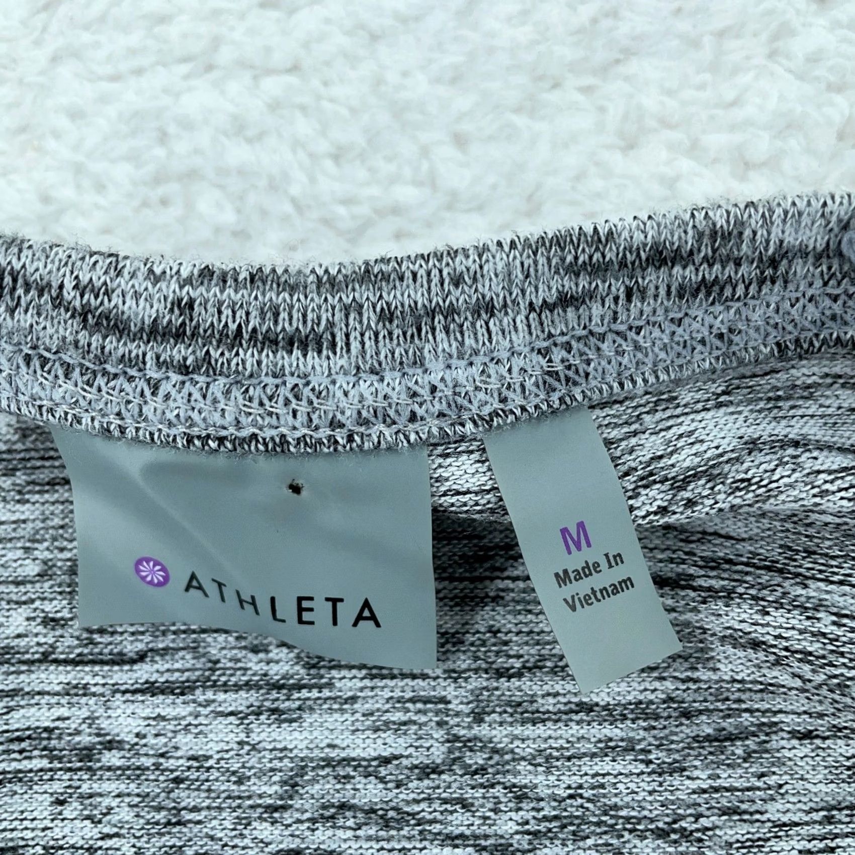 Athleta Athleta Shirt Womens M Gray Heathered Sharkbite Sweater Top Stretch Breathable Casual Outdoor Walking Size M / US 6-8 / IT 42-44 - 3 Thumbnail