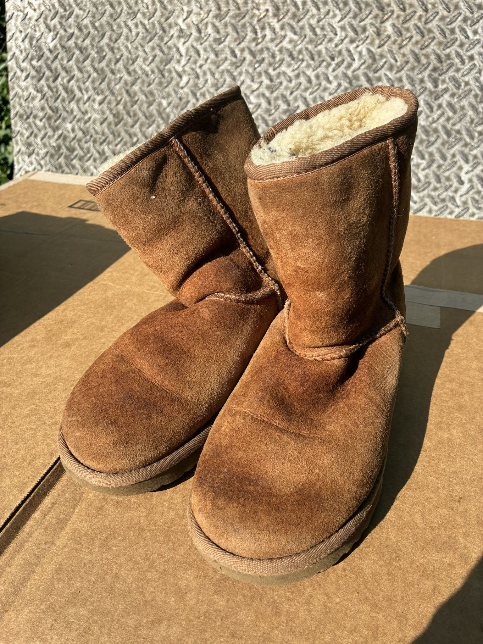 Ugg UGG Australia Classic Short II Boots Women Size 7 Size US 7 / IT 37 - 6 Thumbnail