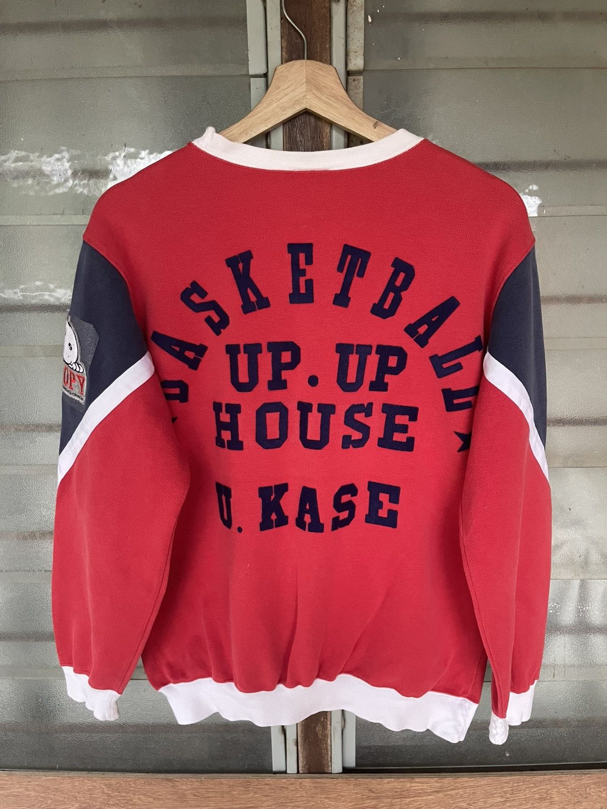 Nike Vintage 80's Nike Snoopy Basketball Up House U. Kase Size US L / EU 52-54 / 3 - 13 Thumbnail