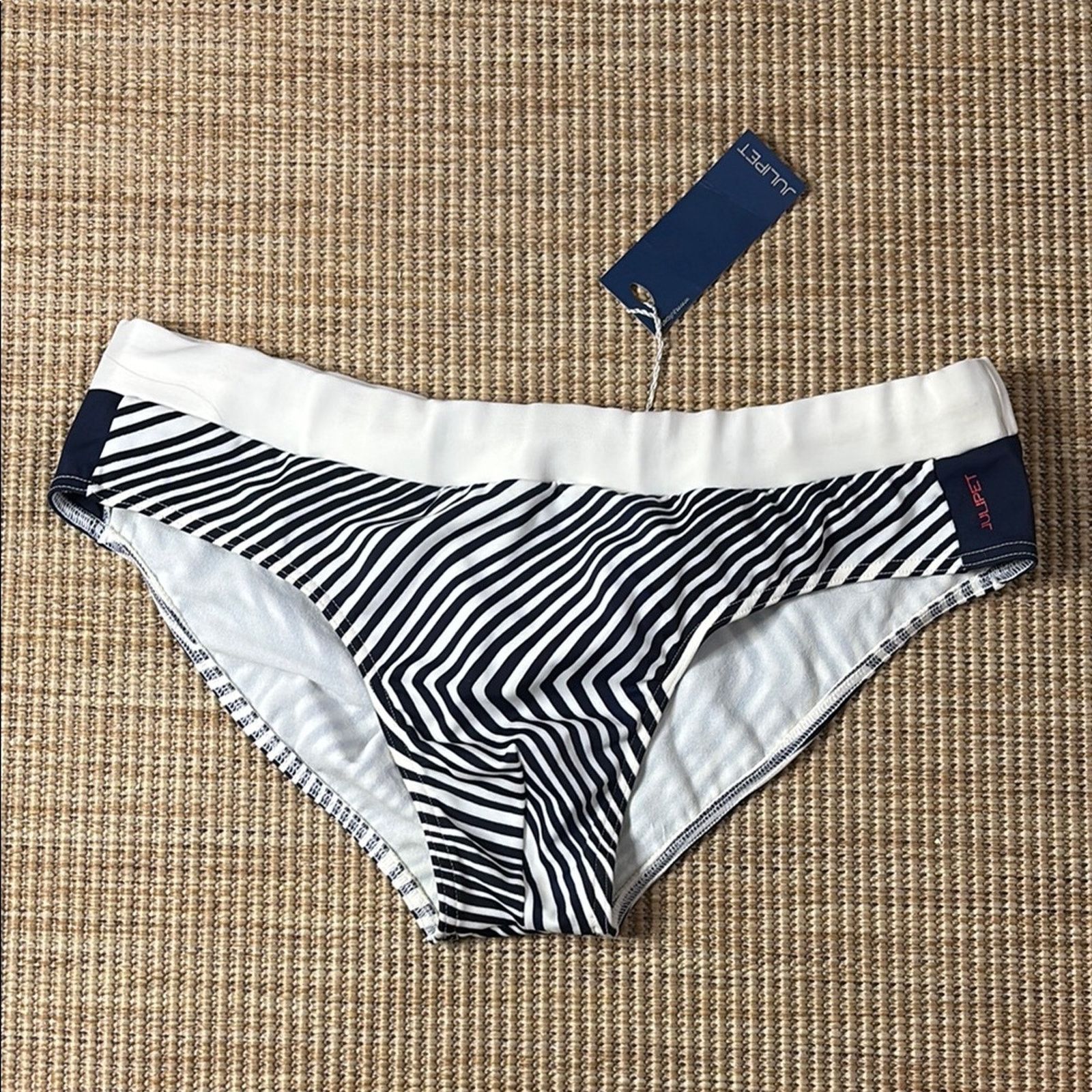 Other NWT Julipet Men's Black and White Swim Trunks Size L Size US 36 / EU 52 - 1 Thumbnail