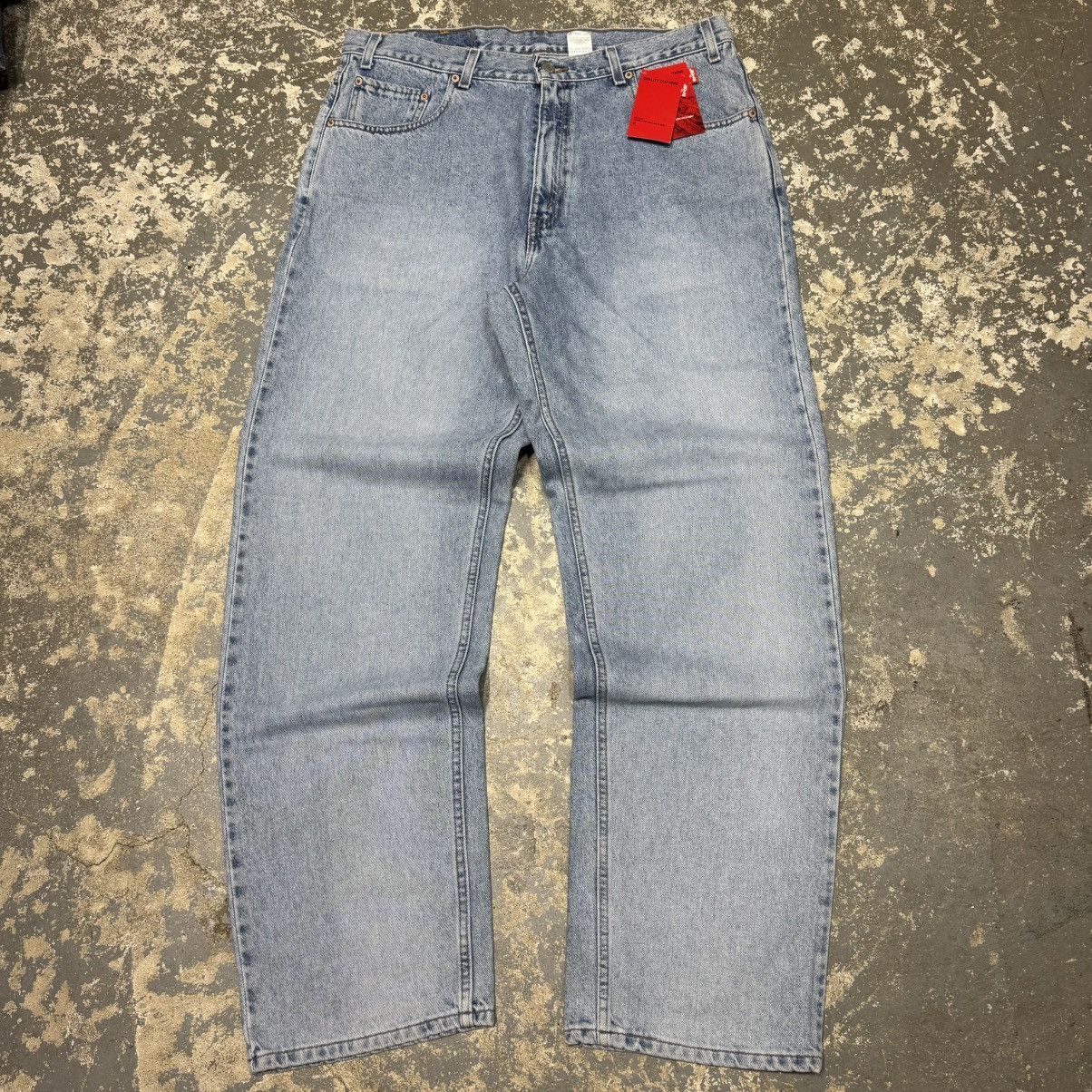 Levi's Vintage Levi’s 569 Loose Baggy Blue Light Wash Denim Jeans Size US 37 - 5 Thumbnail