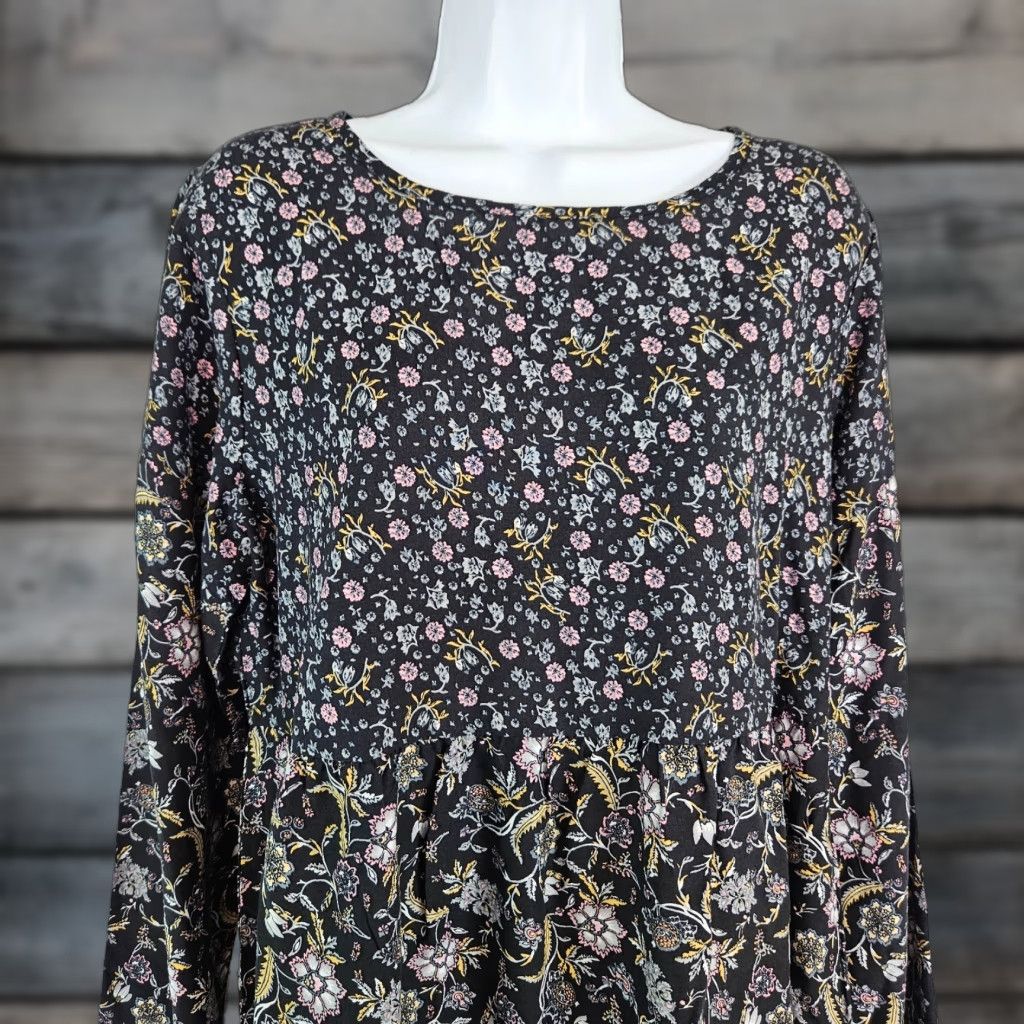 Vintage Lascana for Venus Womens Top Sz Medium Black Pink Floral Viscose Long Sleeve Shirt Blouse Womens M Black Floral Viscose Long Sleeve Size M / US 6-8 / IT 42-44 - 1 Thumbnail