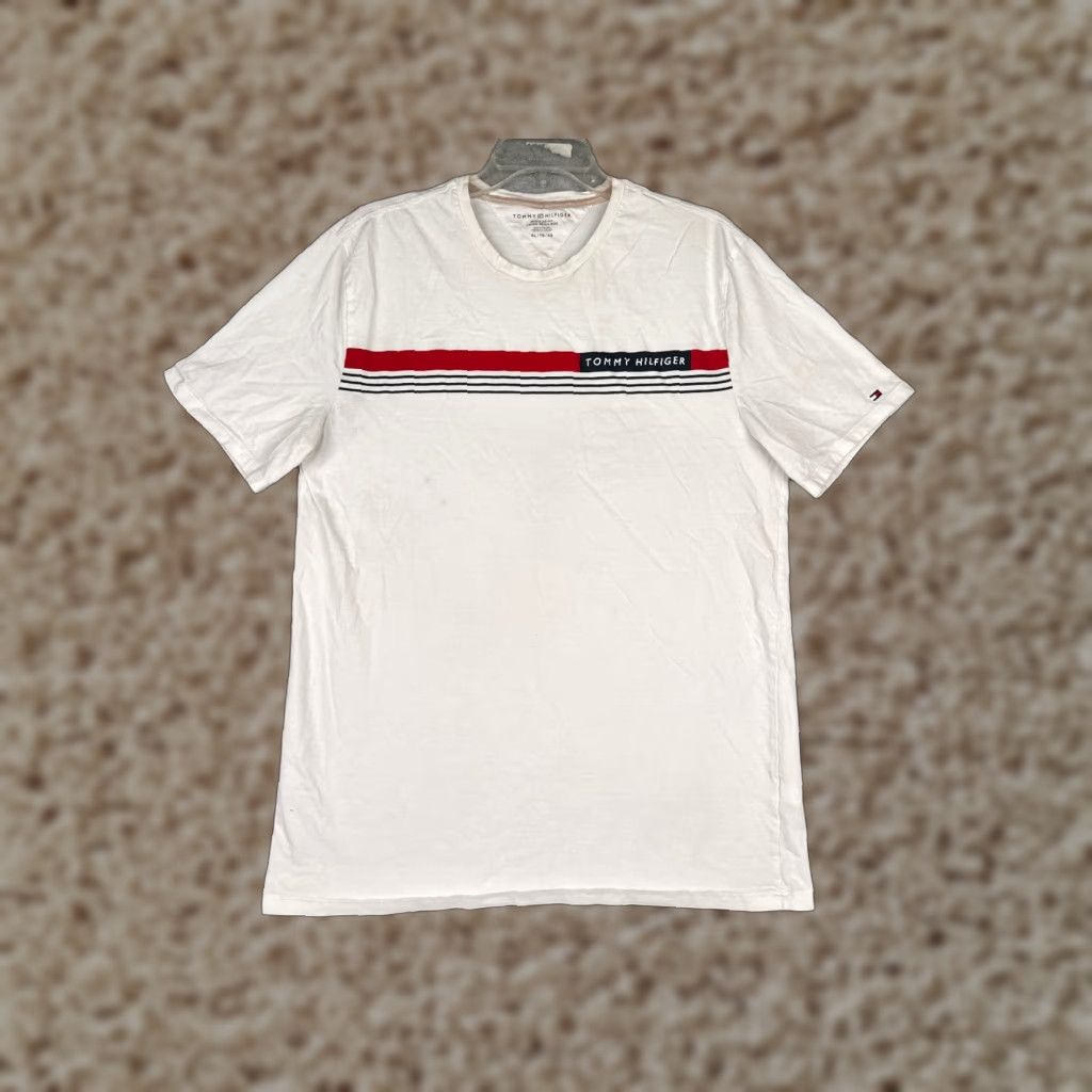 Tommy Hilfiger Tommy Hilfiger Shirt Adult XL White Crew Neck Short Sleeve 100% Cotton Jersey Logo Embroidered Size US XL / EU 56 / 4 - 1 Thumbnail