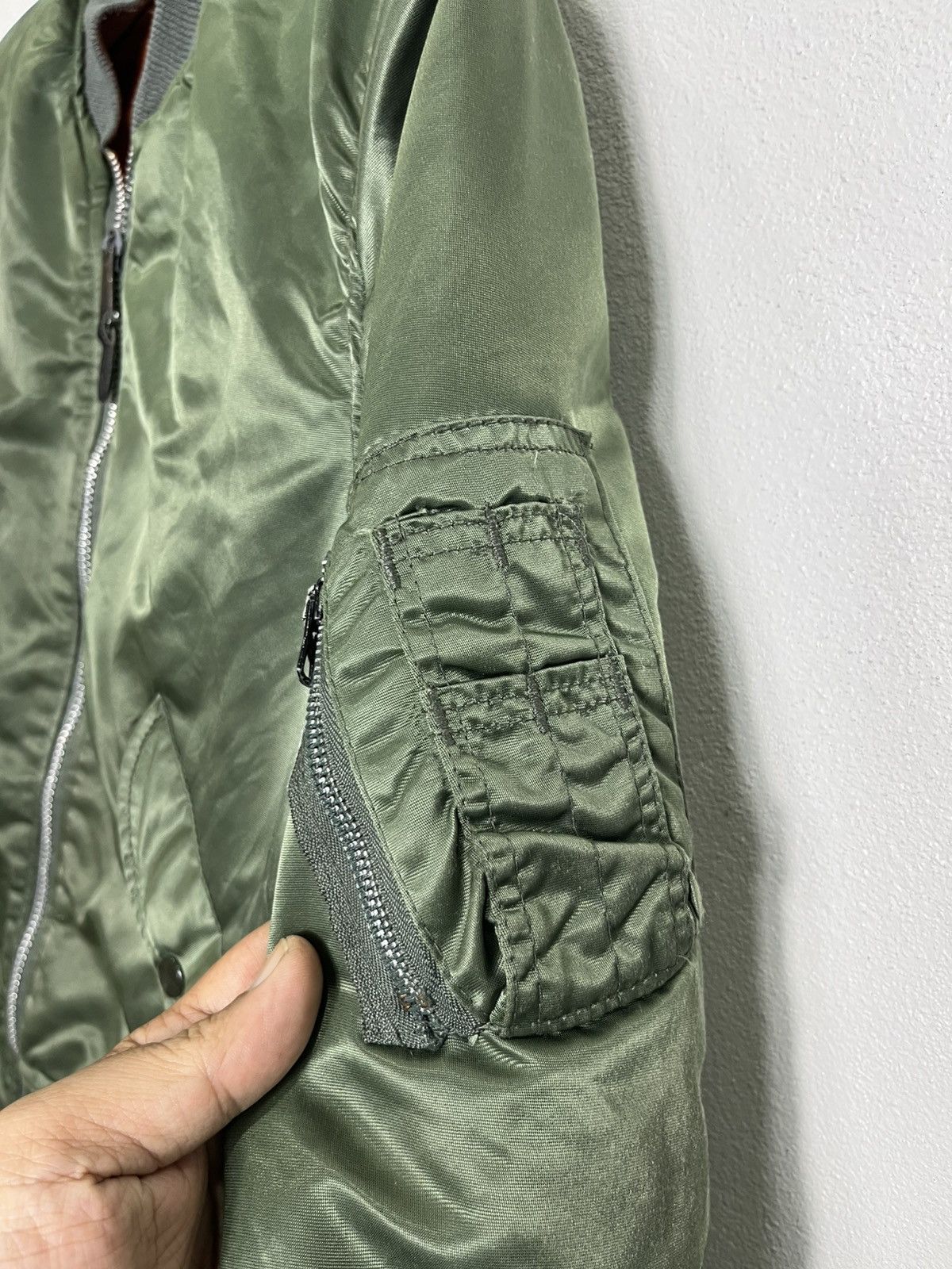 Vintage Vintage Jacket Flyers itermediate MA-1 Riversible Distressed Size US L / EU 52-54 / 3 - 5 Thumbnail