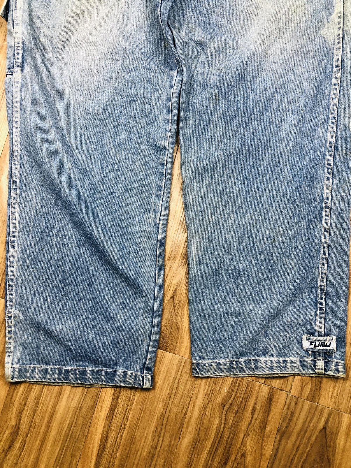 Fubu Fubu Denim Distresses Jeans (21) Size US 35 - 4 Thumbnail