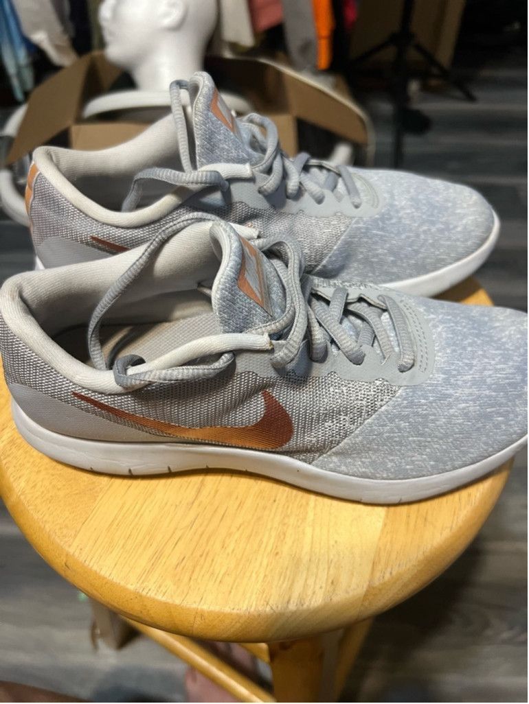 Nike Women's Nike Flex Contact Running Shoes Size 7.5 Gray Copper Size US 7.5 / IT 37.5 - 1 Thumbnail