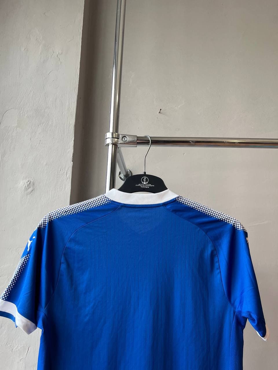 Puma 2018/19 CHESTERFIELD FC HOME SOCCER JERSEY FOOTBALL SHIRT M Size US M / EU 48-50 / 2 - 11 Thumbnail