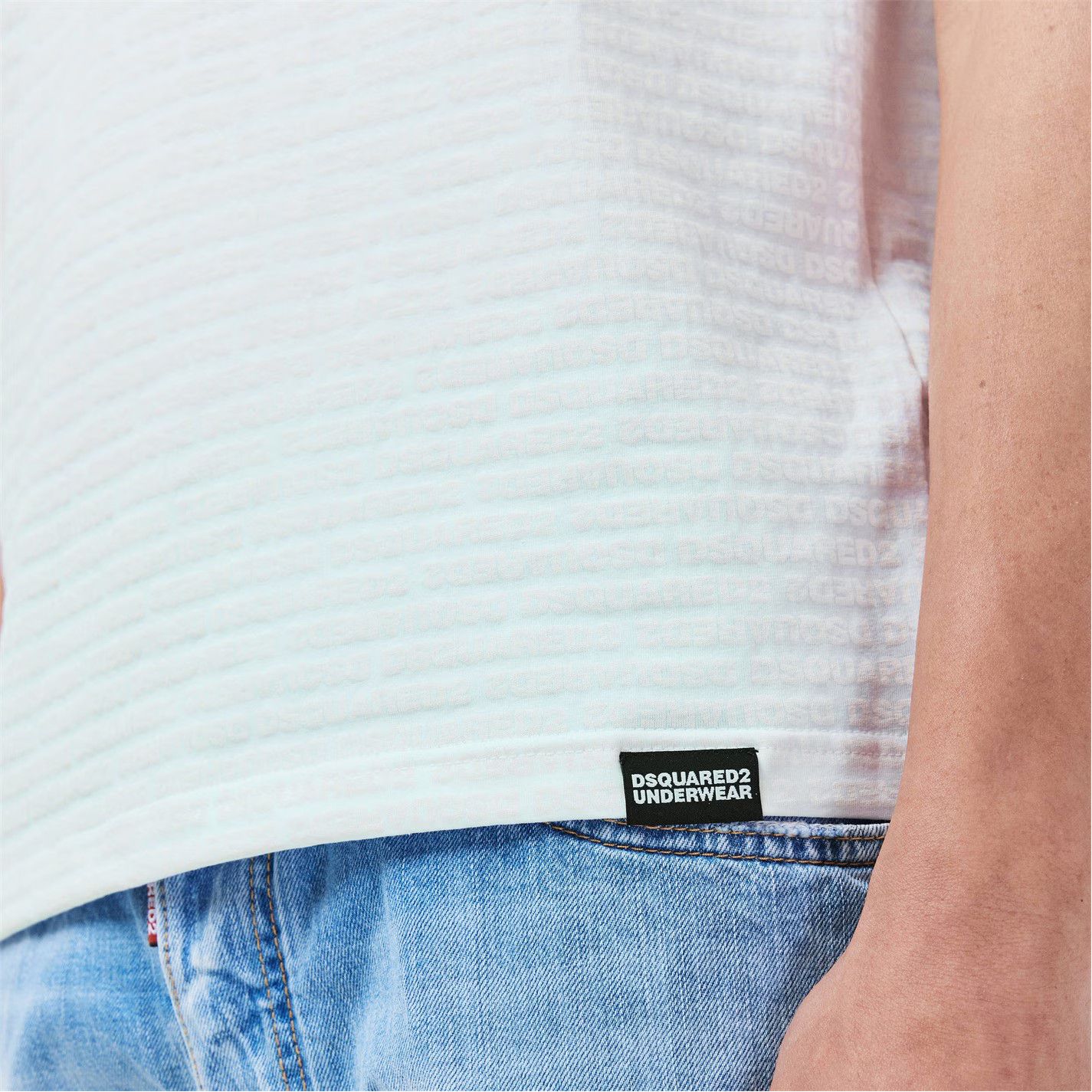 Dsquared2 o1g2r1mq0426 Slim Fit T-Shirt in White Size US XL / EU 56 / 4 - 4 Thumbnail