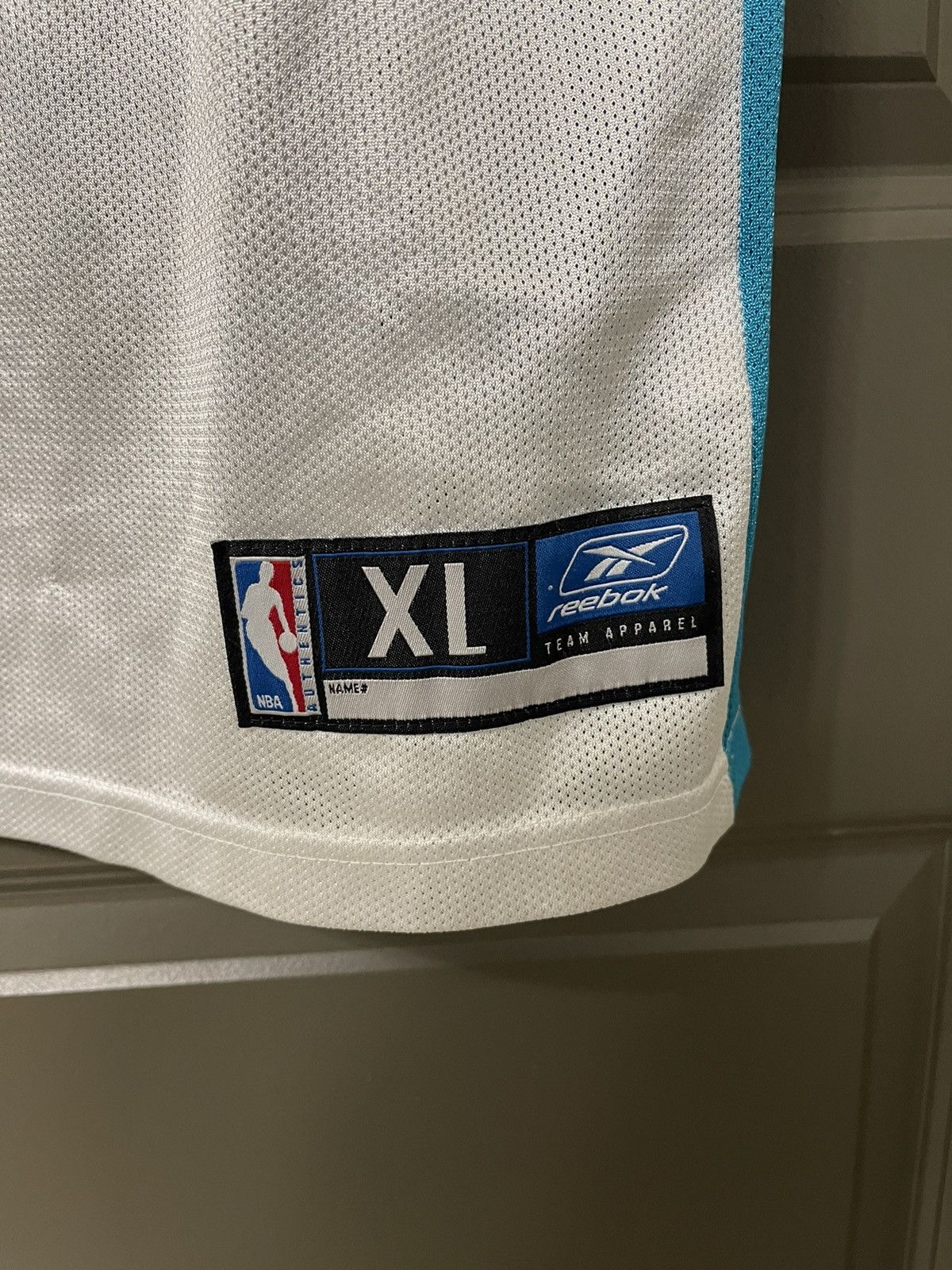 NBA Jamaal Magloire New Orleans Jersey Size US XL / EU 56 / 4 - 4 Thumbnail