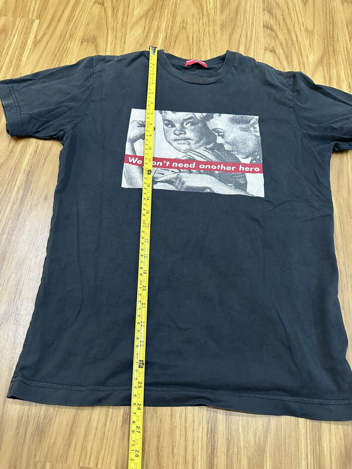 Barbara Kruger × Vintage Vintage Barbara Kruger Sun Faded Shirts Size US S / EU 44-46 / 1 - 7 Thumbnail