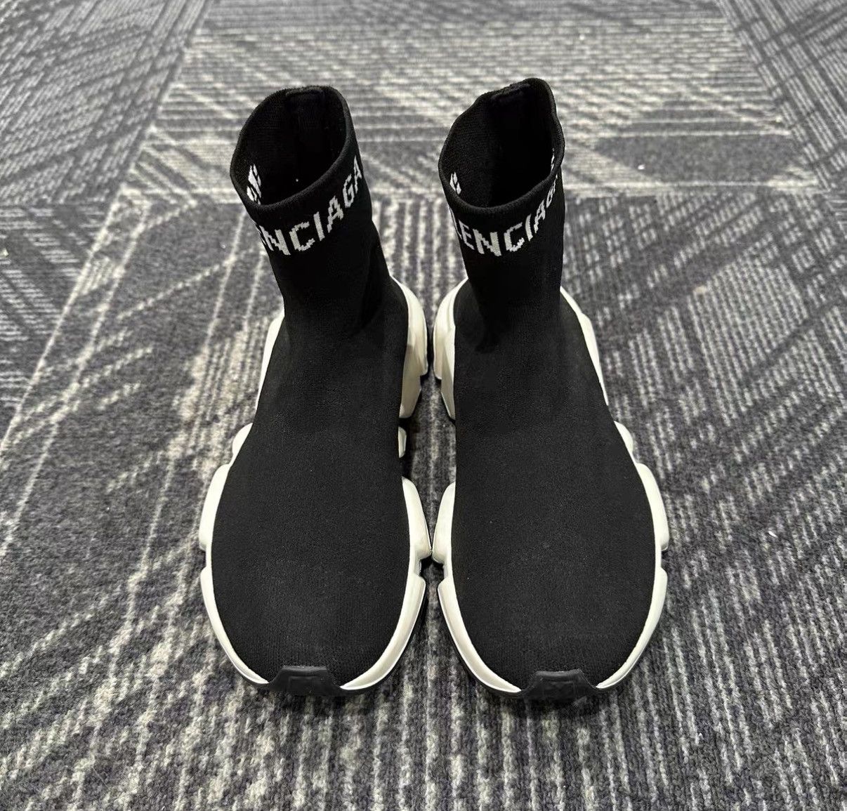 Balenciaga Balenciaga Sock Sneakers J42 Size US 6 / IT 36 - 2 Thumbnail