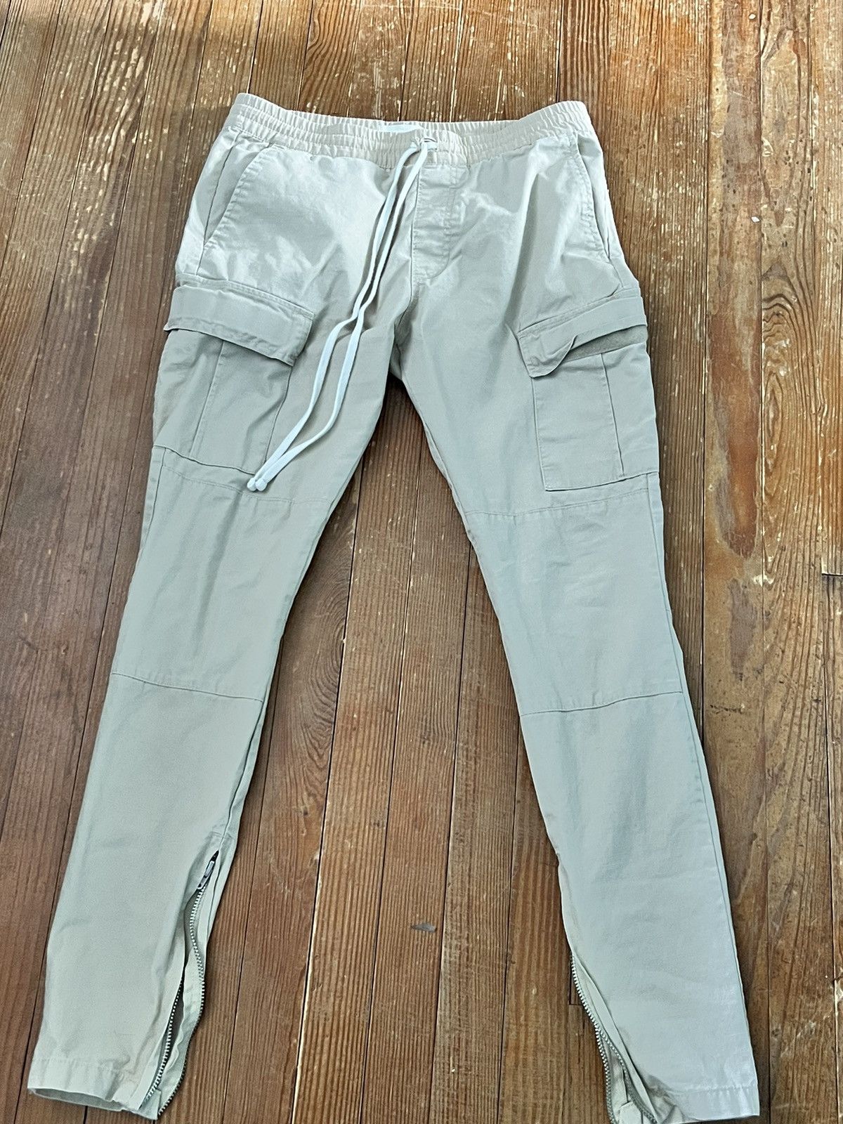 Fear Of God Essentials Cargo Pants | Grailed