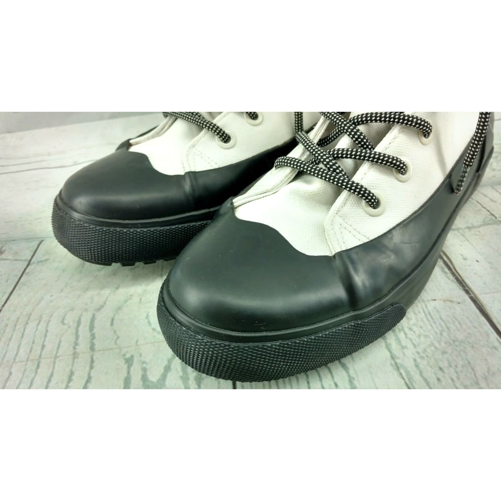Hunter Hunter for Target Dipped Canvas High Tops White Boots Men 7.5 9.5 M7.5 W9.5 Size US M / EU 48-50 / 2 - 7 Thumbnail