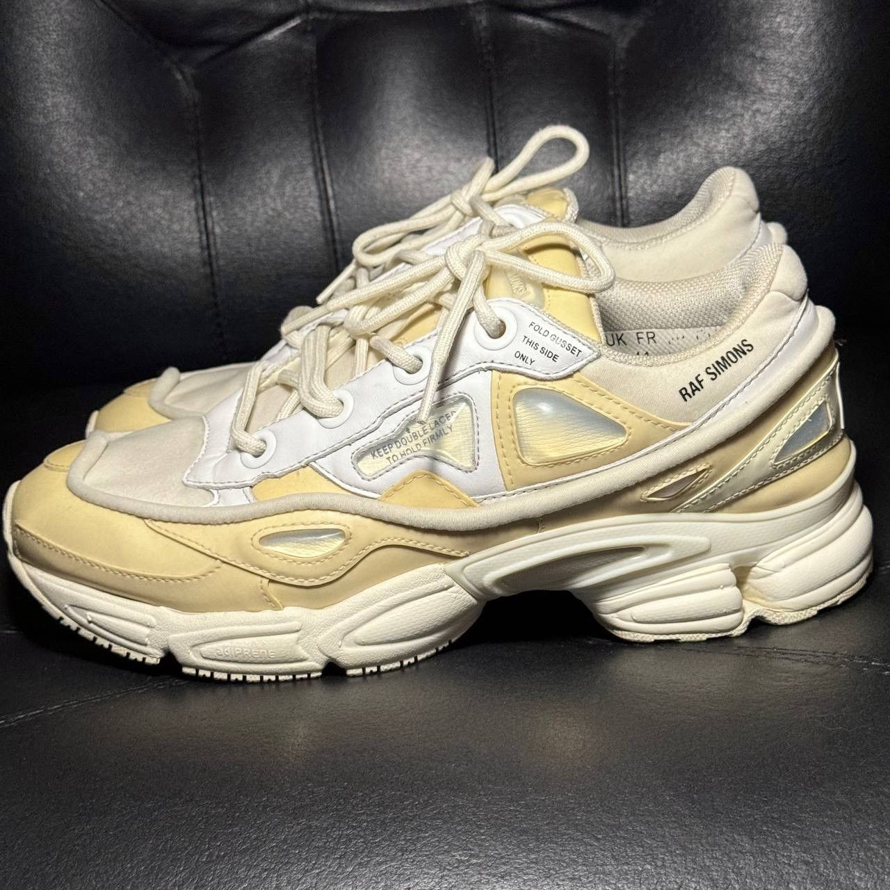 Adidas × Raf Simons Adidas Raf Simons Ozweego bunny cream white Size US 8 / EU 41 - 3 Thumbnail