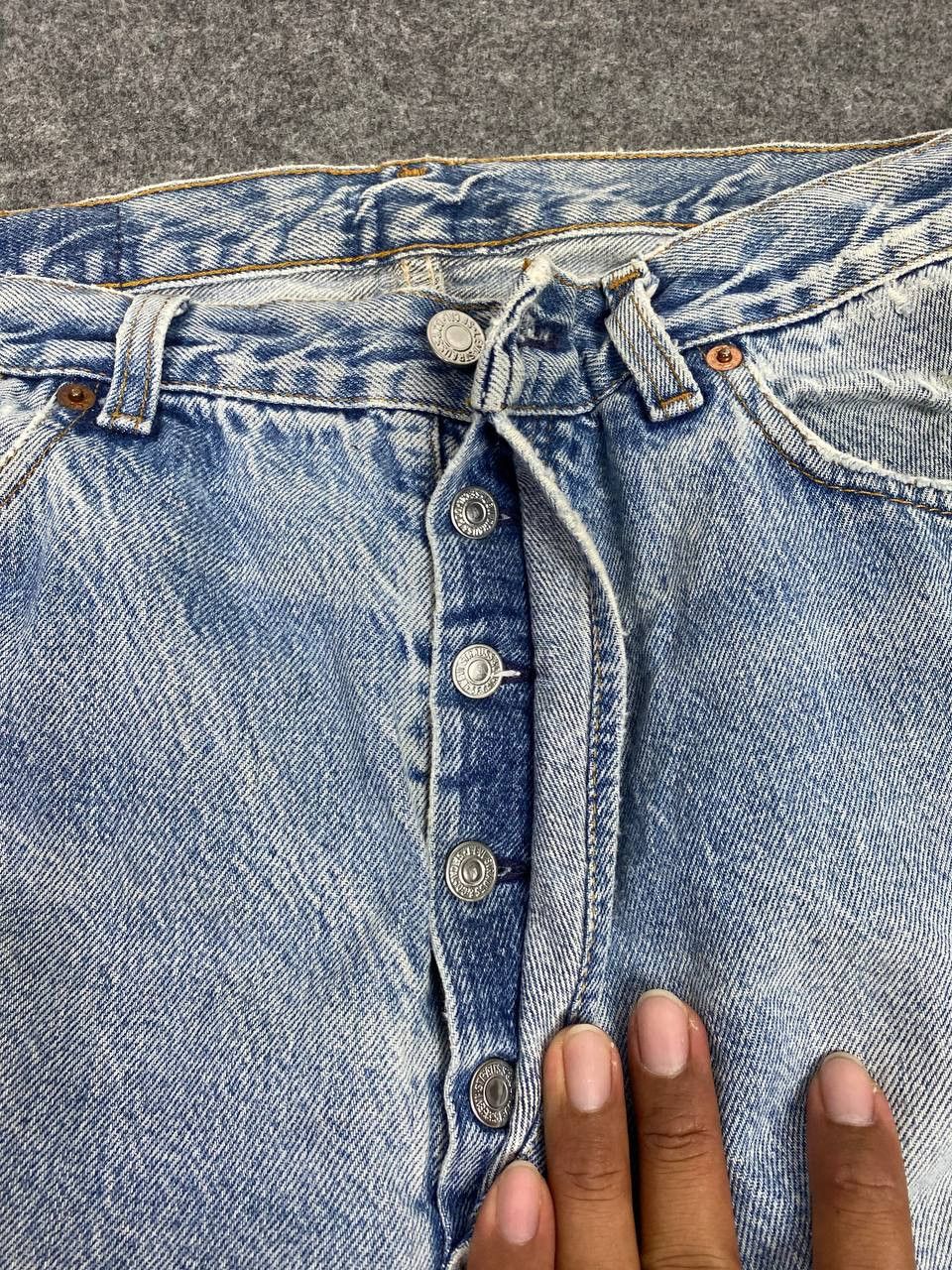 Levi's vintage levis 501 distressed denim nice design Size US 34 / EU 50 - 16 Thumbnail