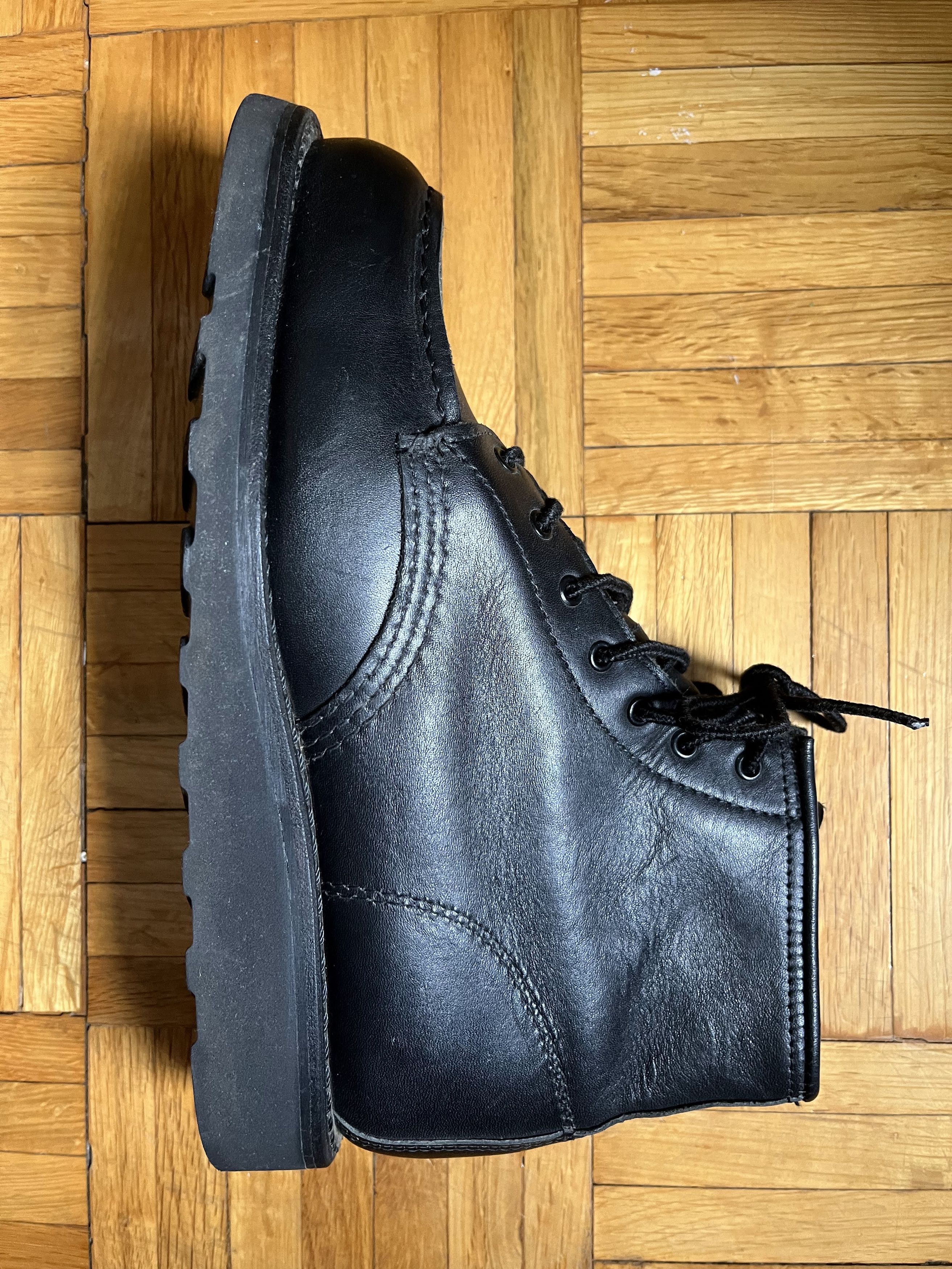 Red Wing Heritage 3380, 6-inch Classic Moc Size US 7 / IT 37 - 10 Thumbnail