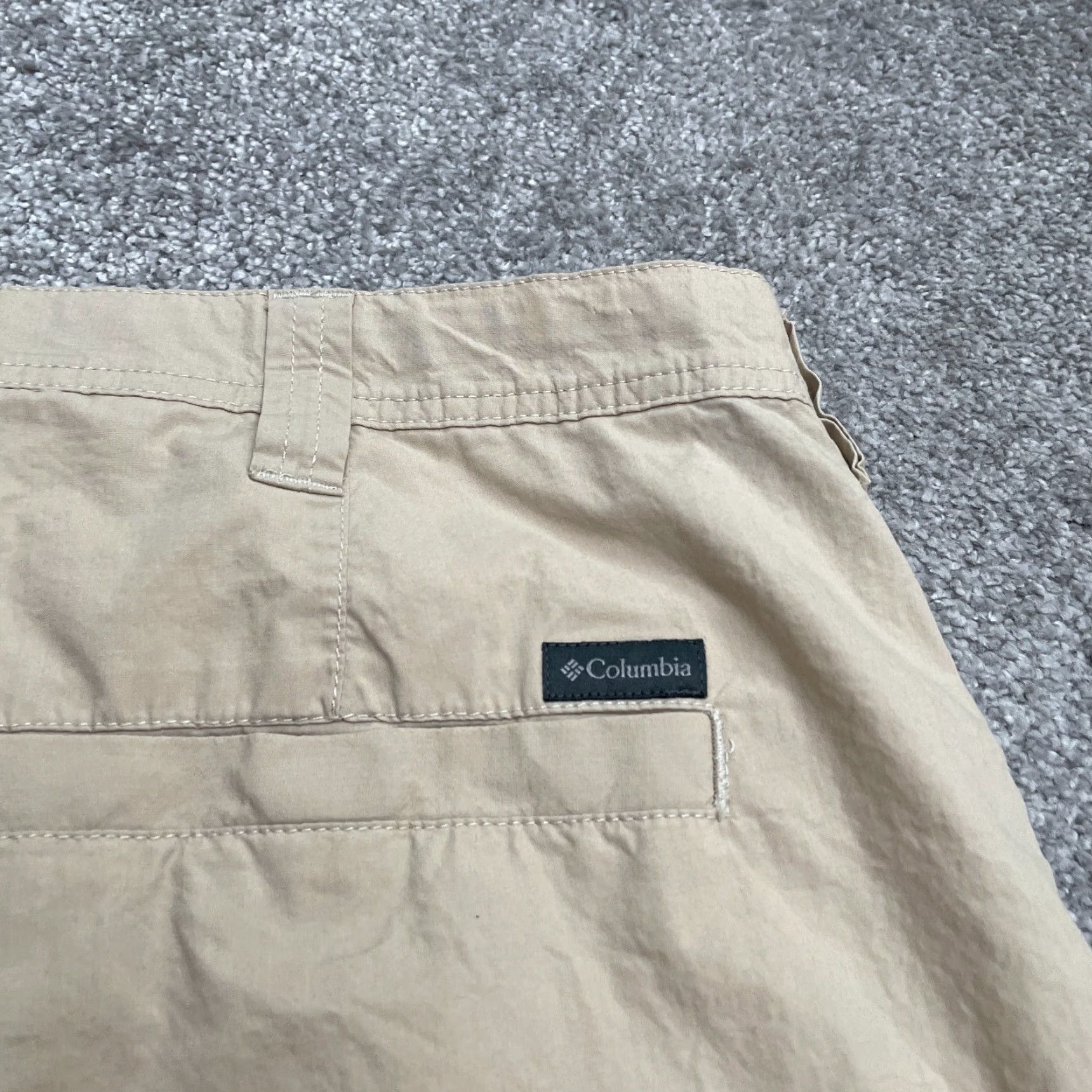 Vintage Columbia Chino Shorts Mens 42x8 Beige Pockets 100% Cotton Casual Outdoor Fish Size US 42 / EU 58 - 3 Thumbnail