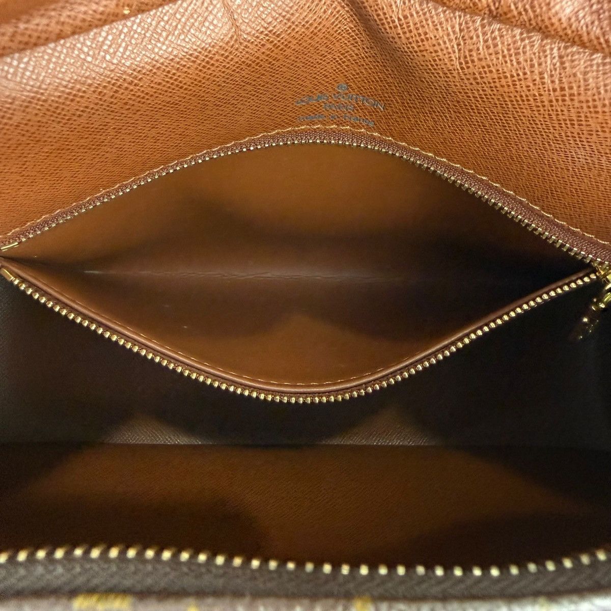 Louis Vuitton Louis Vuitton Monogram Boulogne 30 Shoulder Bag Size ONE SIZE - 10 Thumbnail