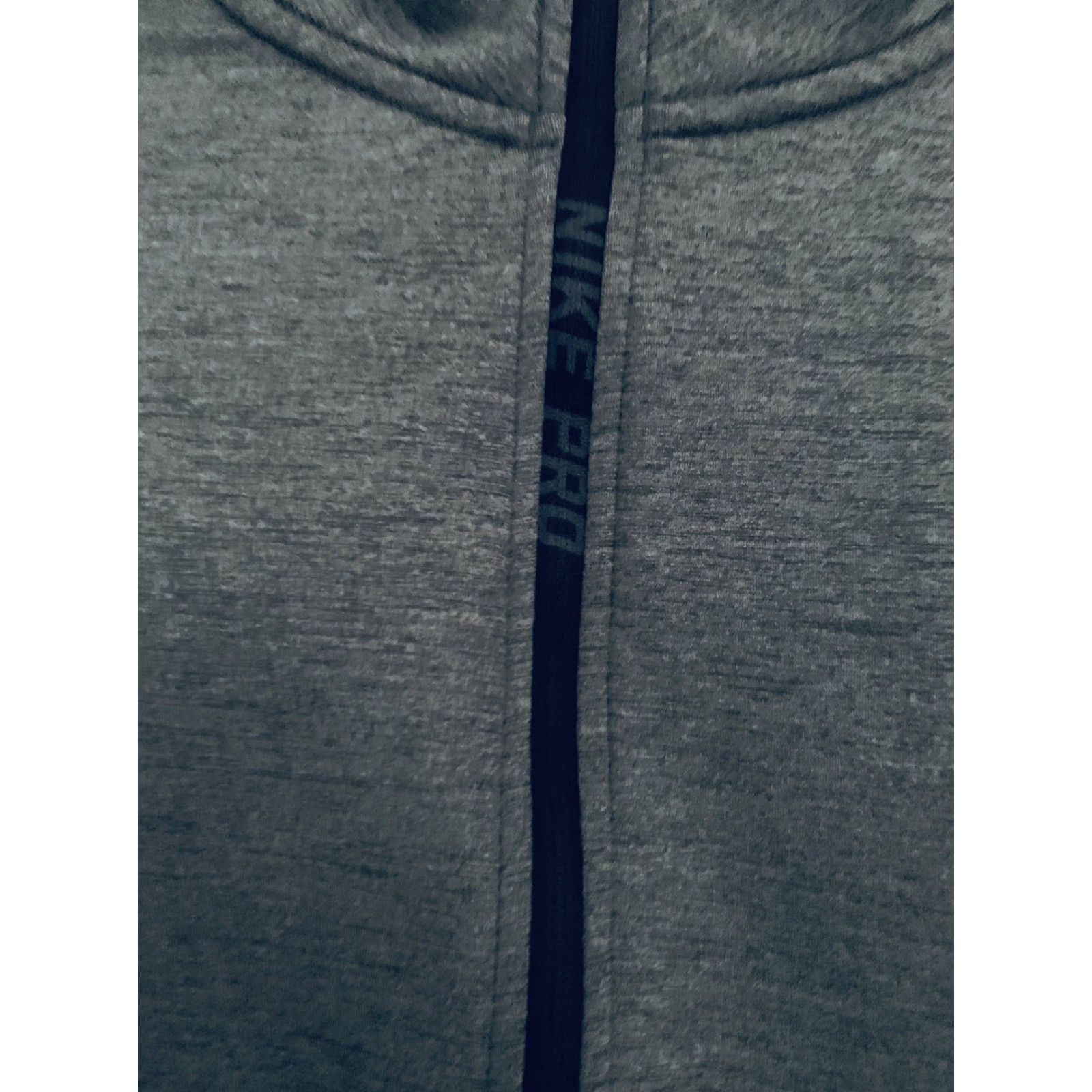 Nike WOMENS NIKE PRO HYPERWARM 1/2 ZIP LONG SLEEVE TRAINING TOP GREY 916972 SZ XL Size XL / US 12-14 / IT 48-50 - 3 Thumbnail