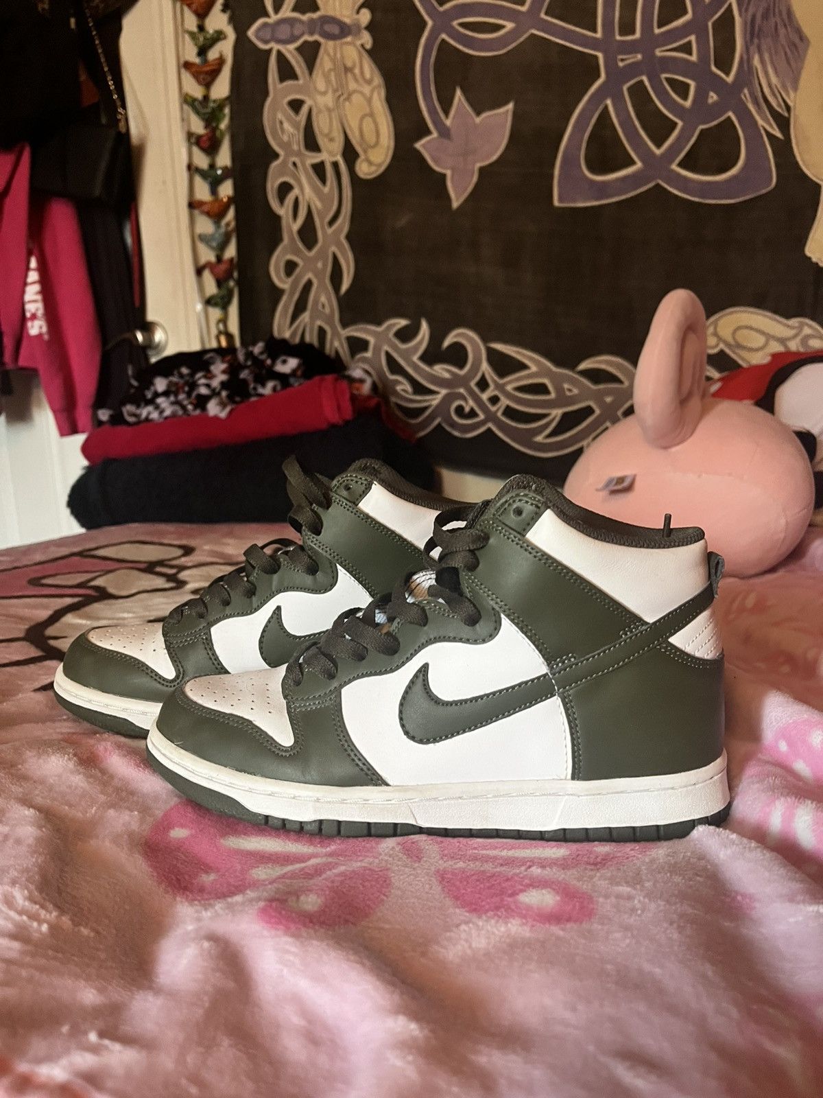 Nike khaki dunks high Size US 6.5 / EU 39-40 - 1 Thumbnail