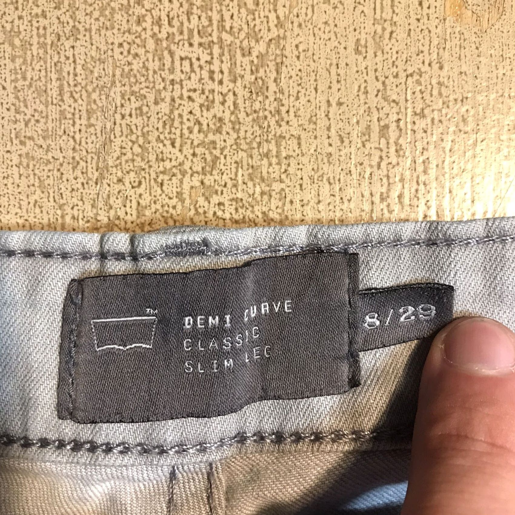Levi's Levi's Demi Curve Cut Off Shorts Faded Gray Denim Womens Tag 29 Raw Hem 5-Pocket 3in Inseam Regular Rise 9in Vintage No Size 29" - 3 Thumbnail
